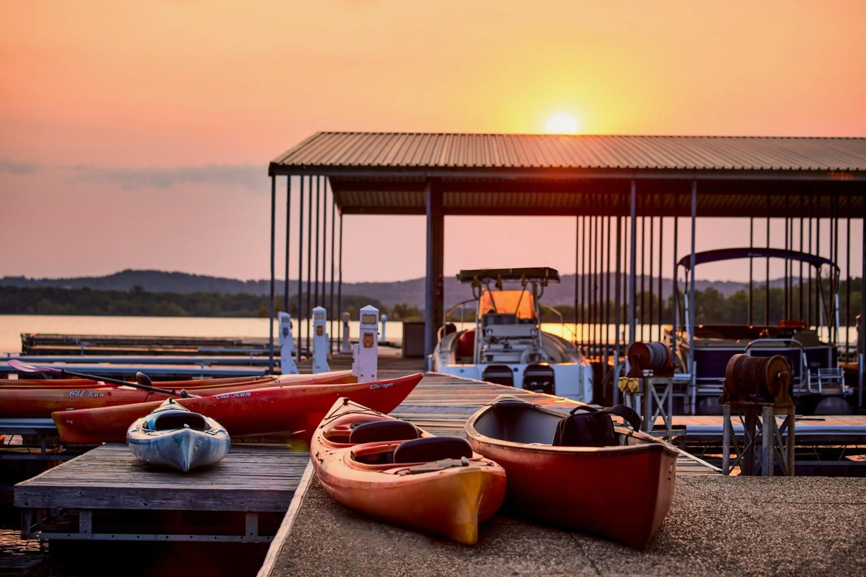 Activities in Chateau on the Lake Resort Spa and Convention Center