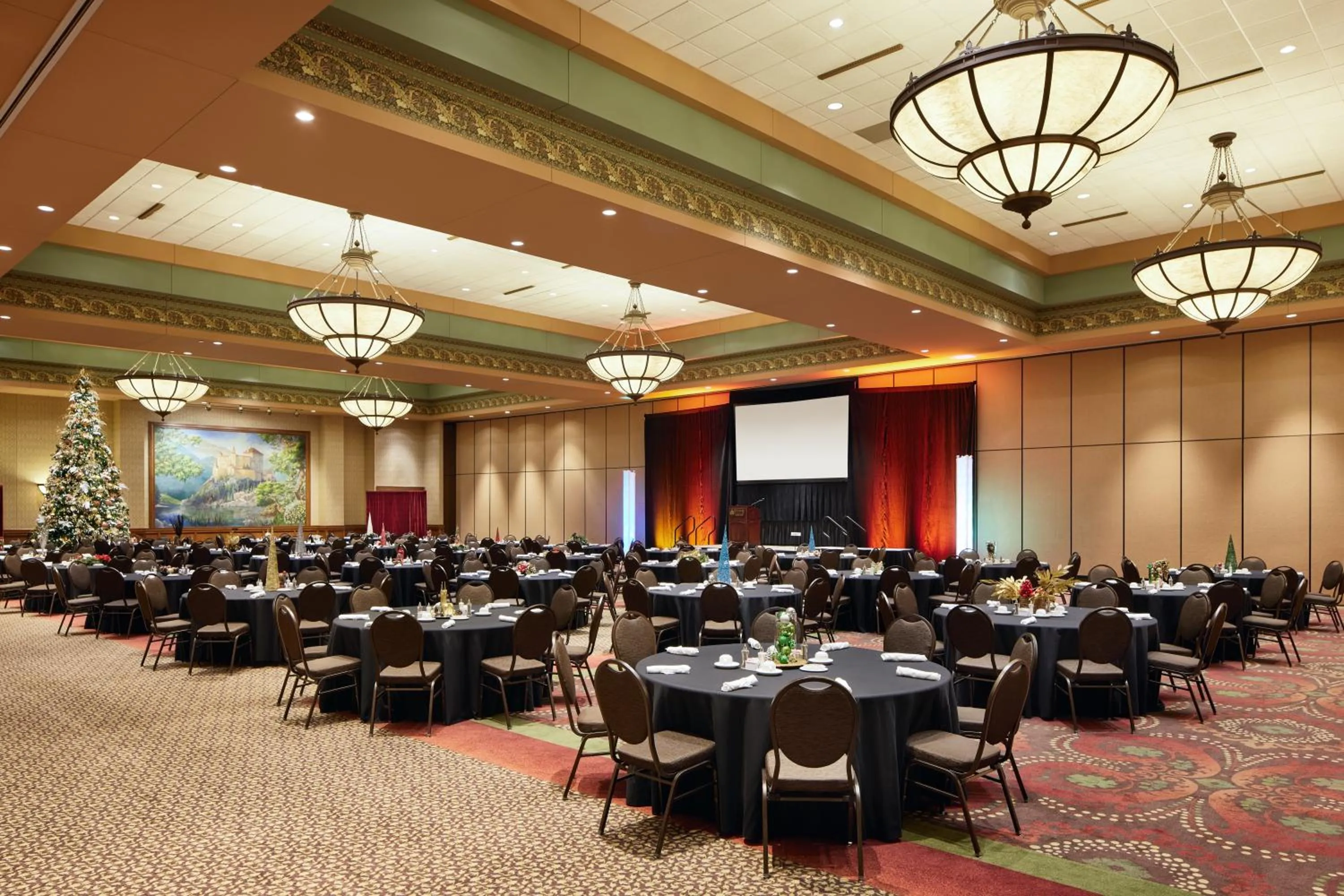 Meeting/conference room in Chateau on the Lake Resort Spa and Convention Center