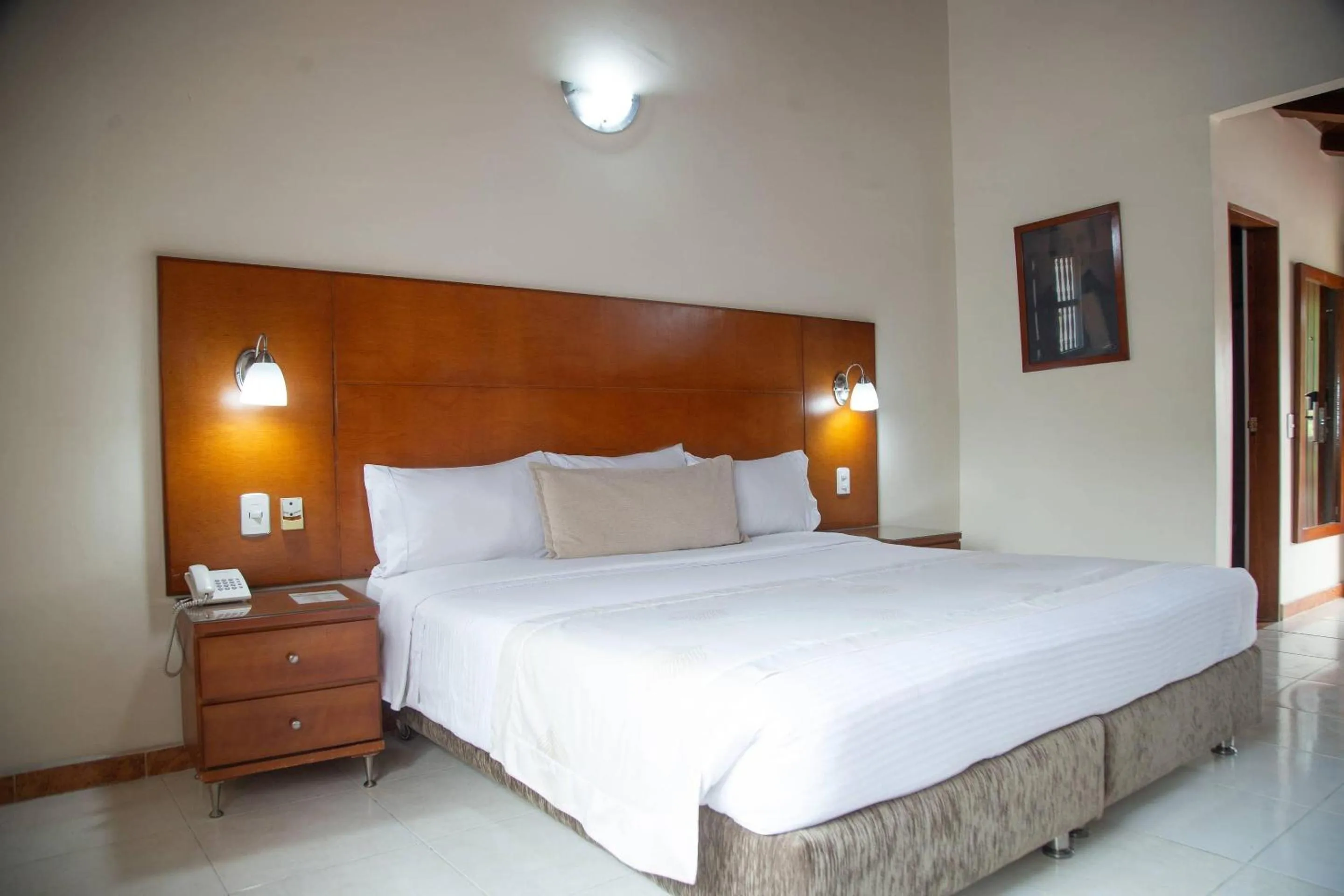 Bedroom, Bed in Hotel Faranda Bolivar Cucuta, a member of Radisson Individuals