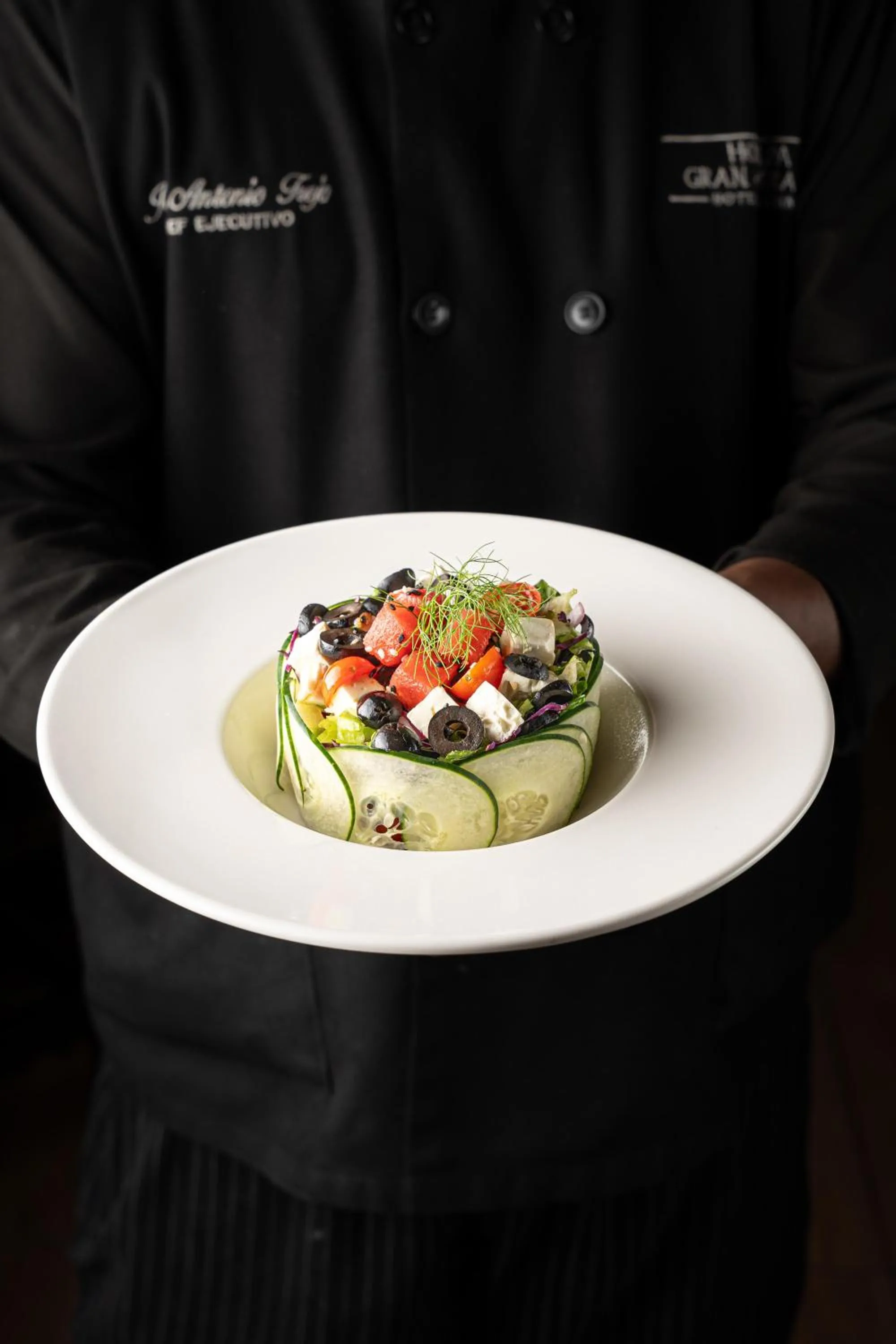 People in Hodelpa Gran Almirante