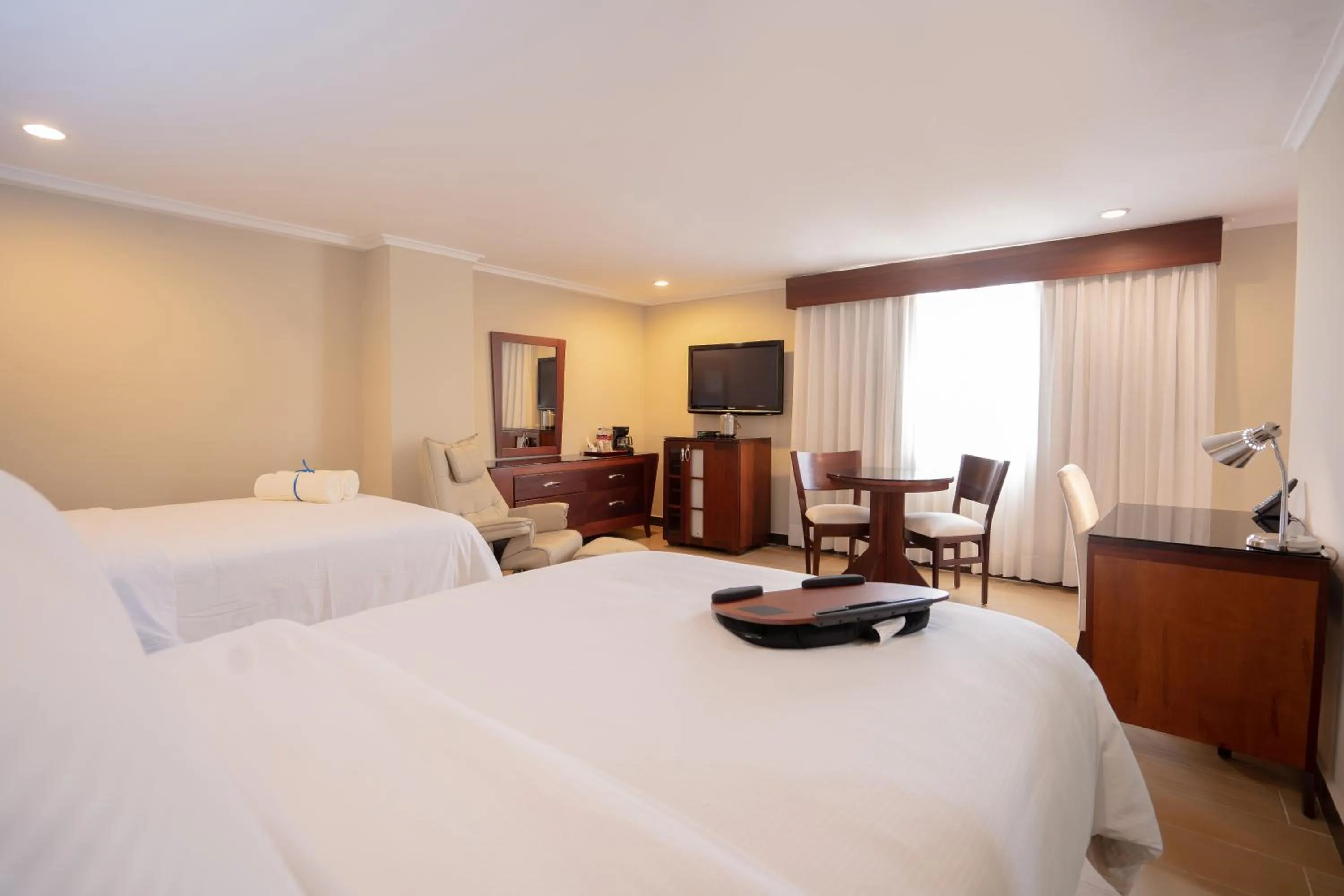 Property building, Bed in Hodelpa Gran Almirante