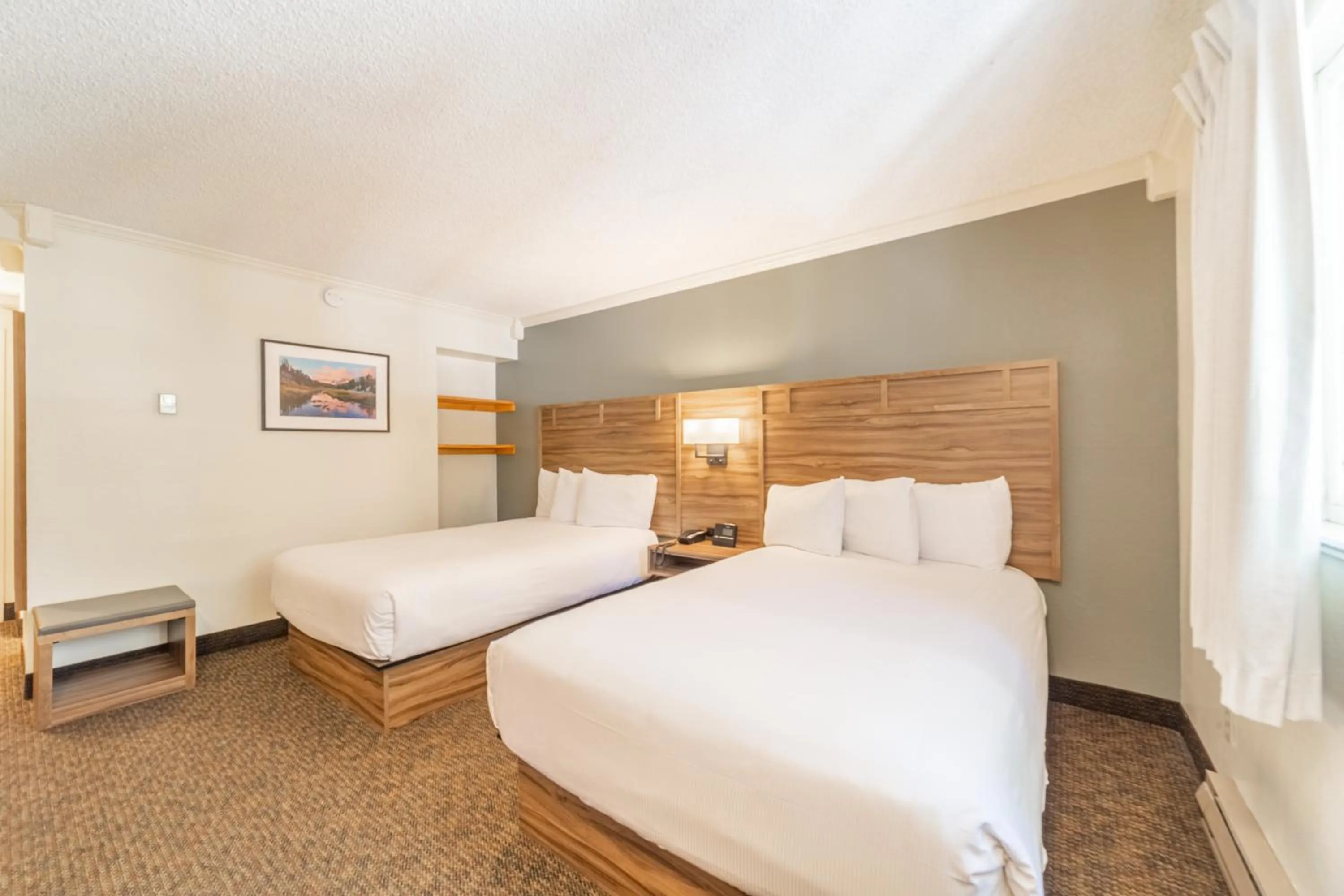 Bed in Alpenhof Lodge