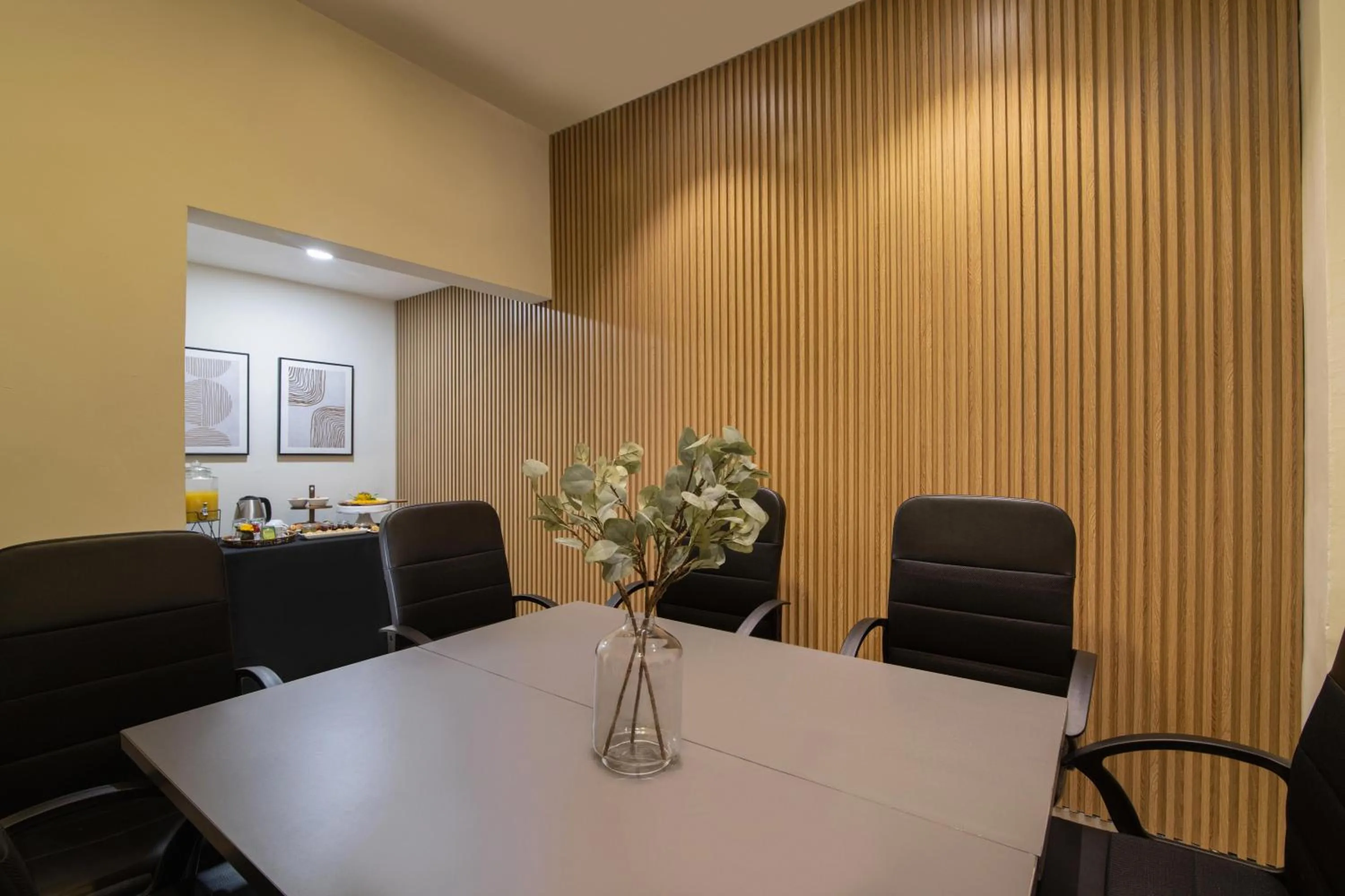 Meeting/conference room in Hodelpa Caribe Colonial