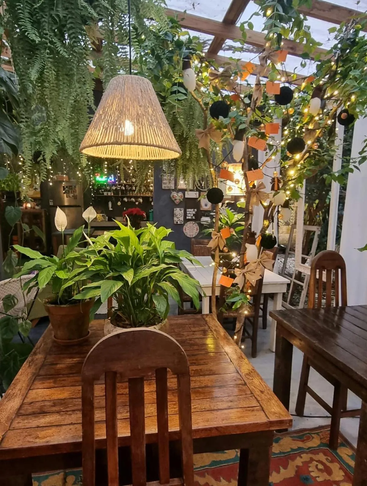 Restaurant/places to eat in Pousada Santarina