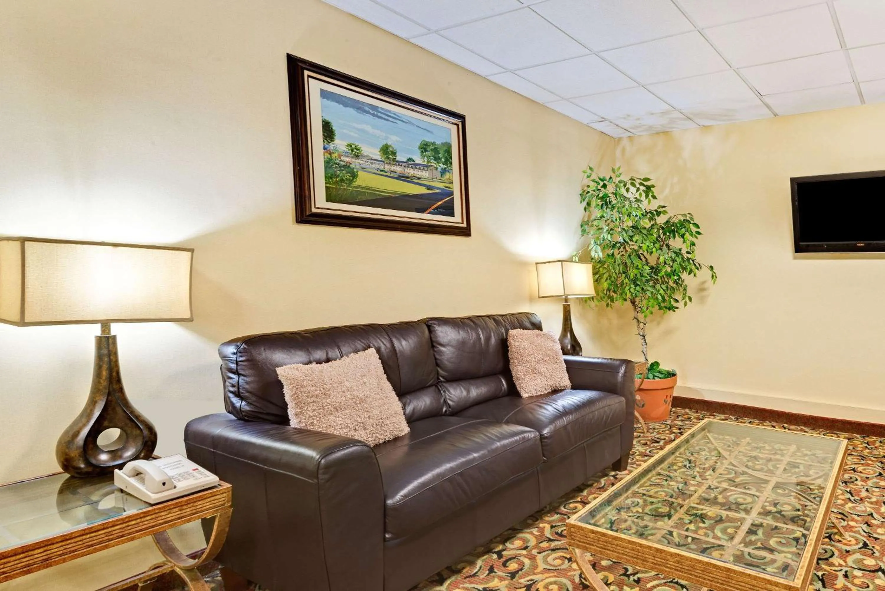 Lobby or reception in Ramada by Wyndham Kittery