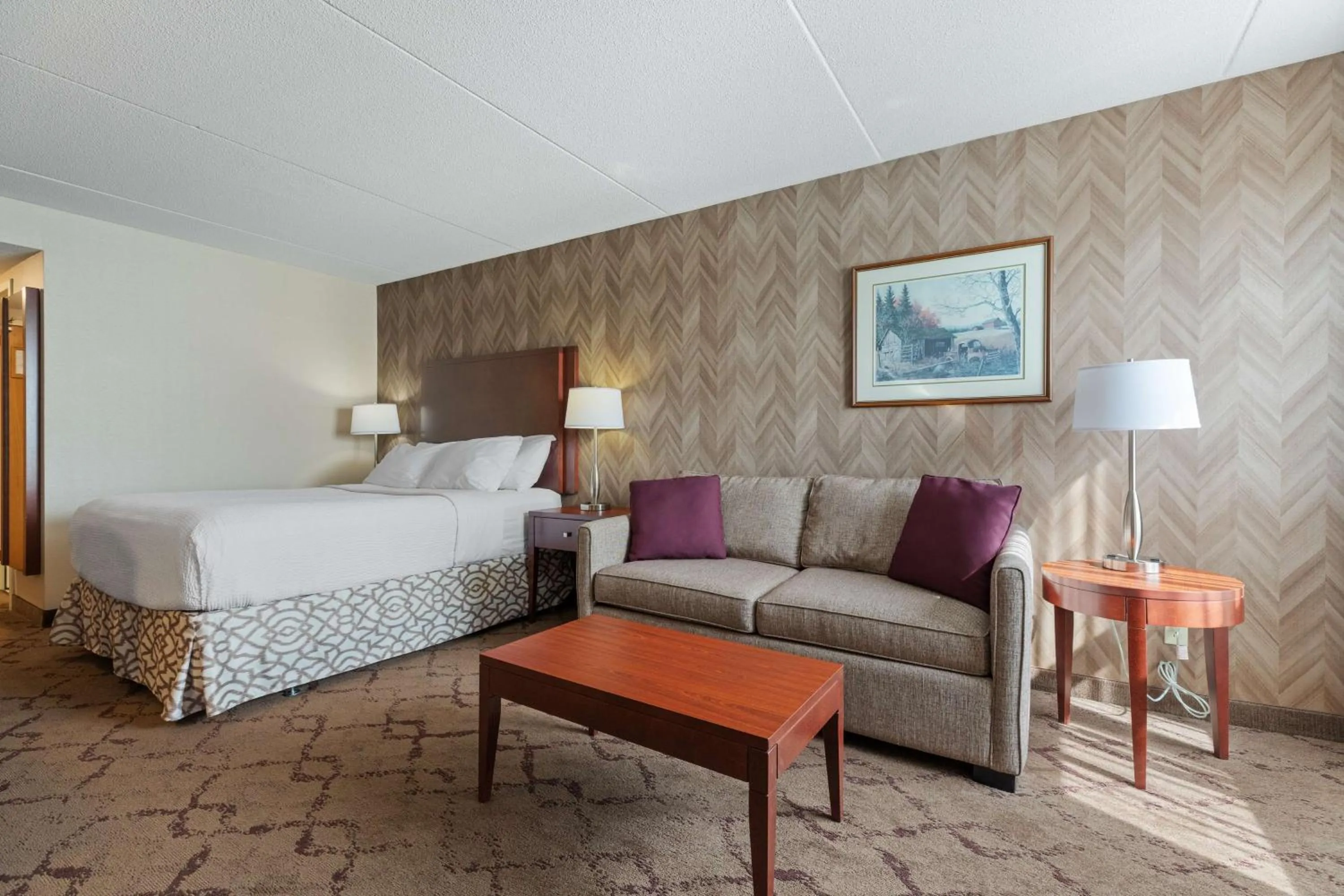 Bedroom, Bed in Best Western Plus Otonabee Inn