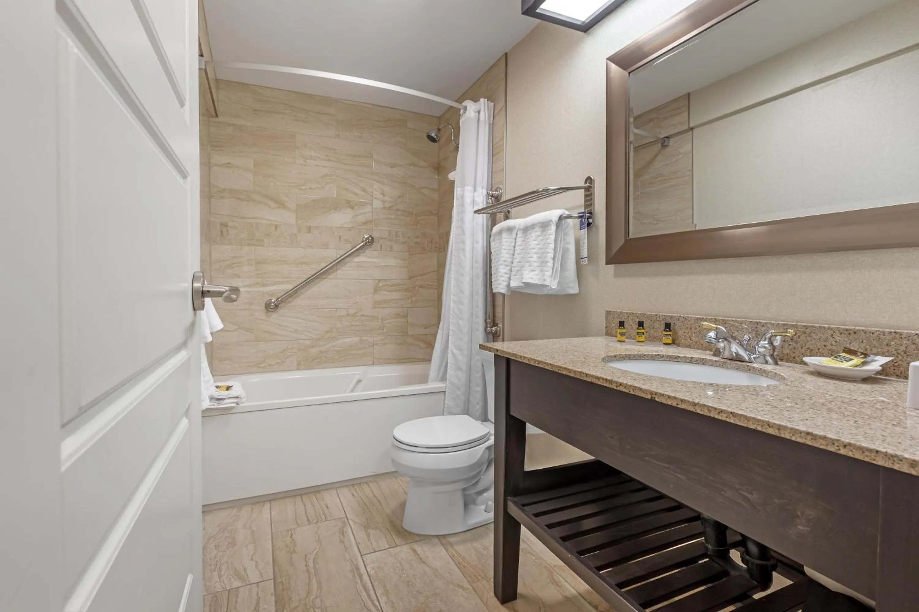 Bathroom in Best Western Plus Otonabee Inn