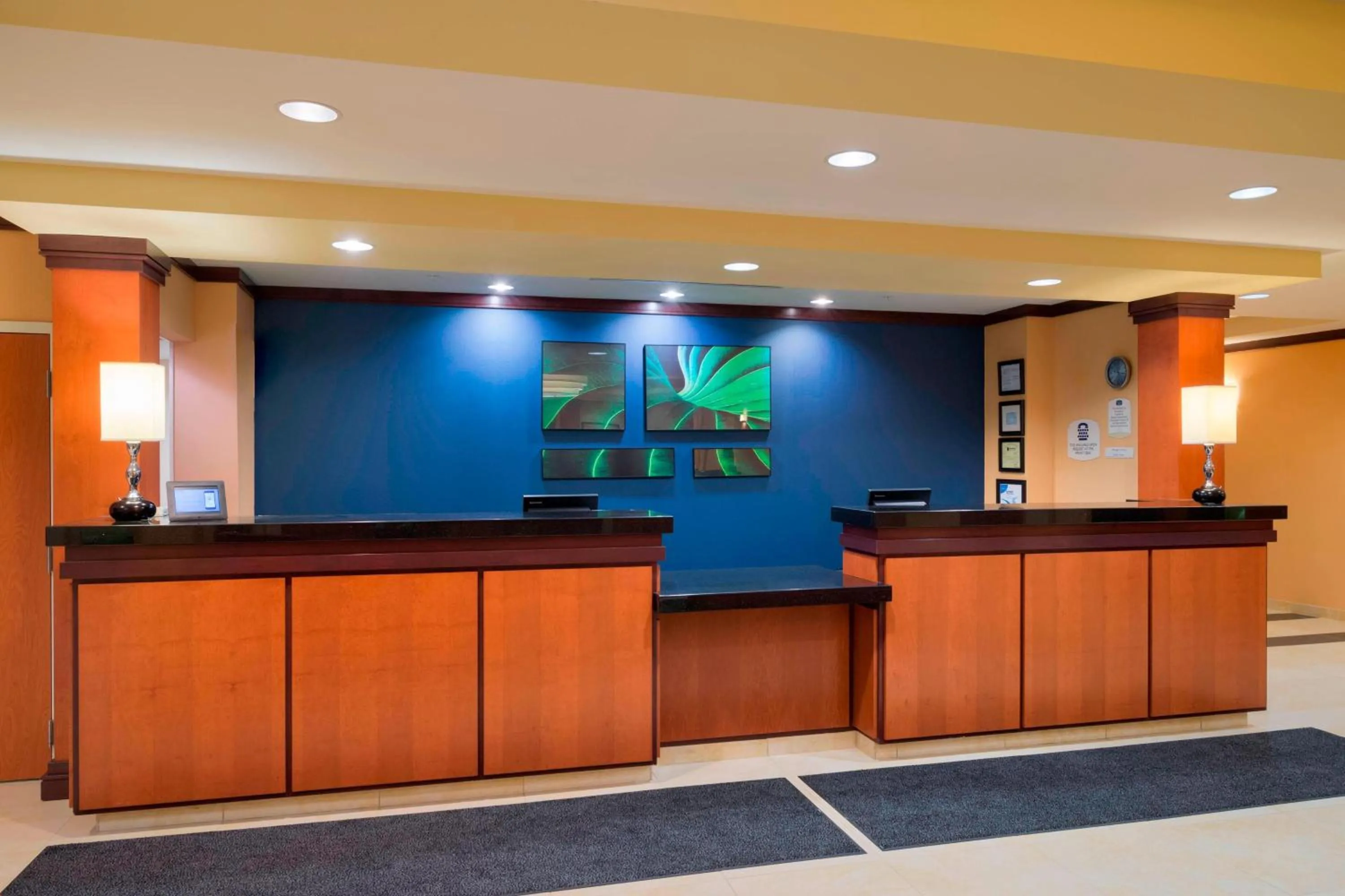 Lobby or reception in Fairfield Inn & Suites Huntingdon Raystown Lake