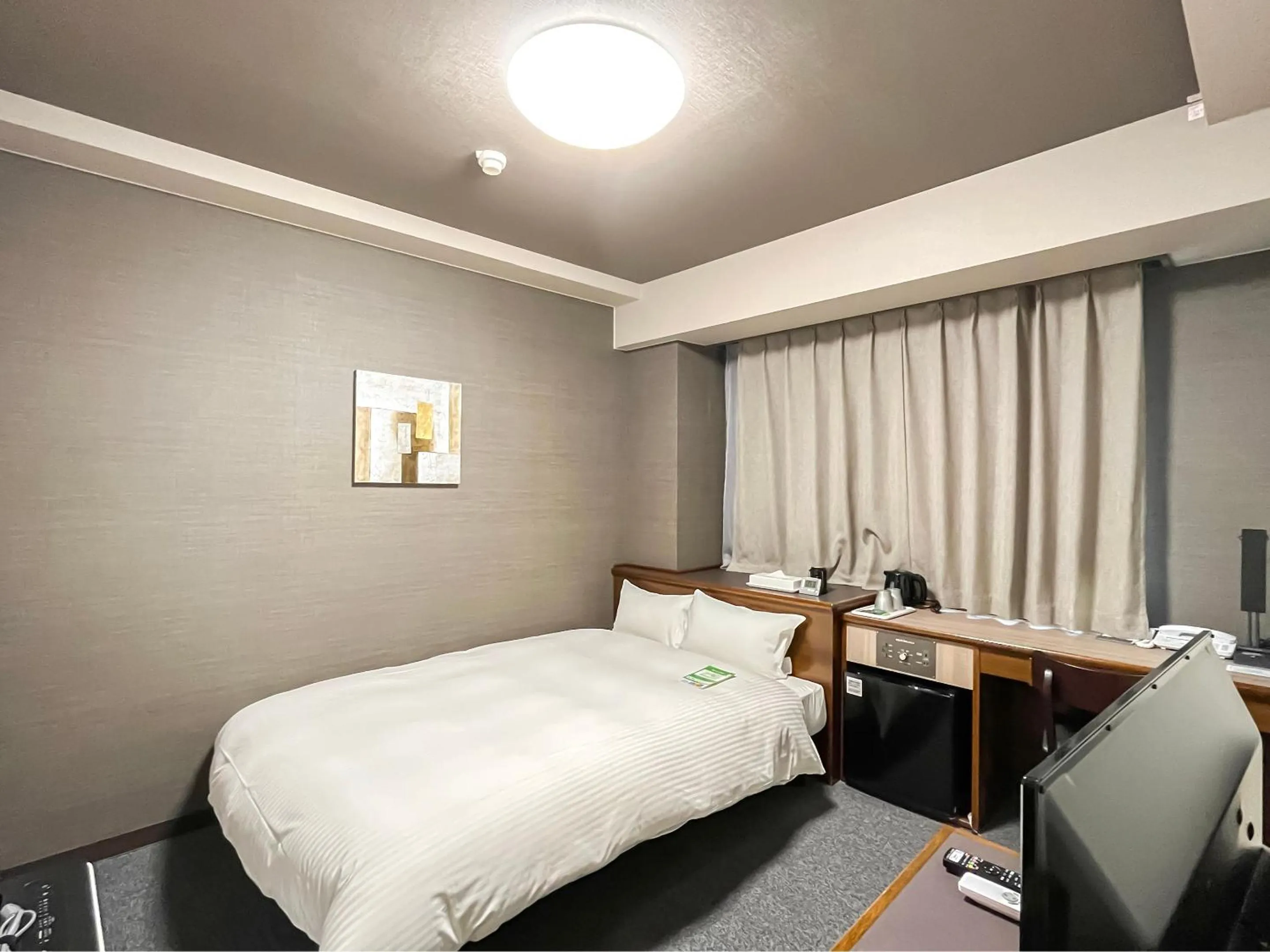 Photo of the whole room, Bed in Hotel Route-Inn Dai2 Nagano Naganobekkan