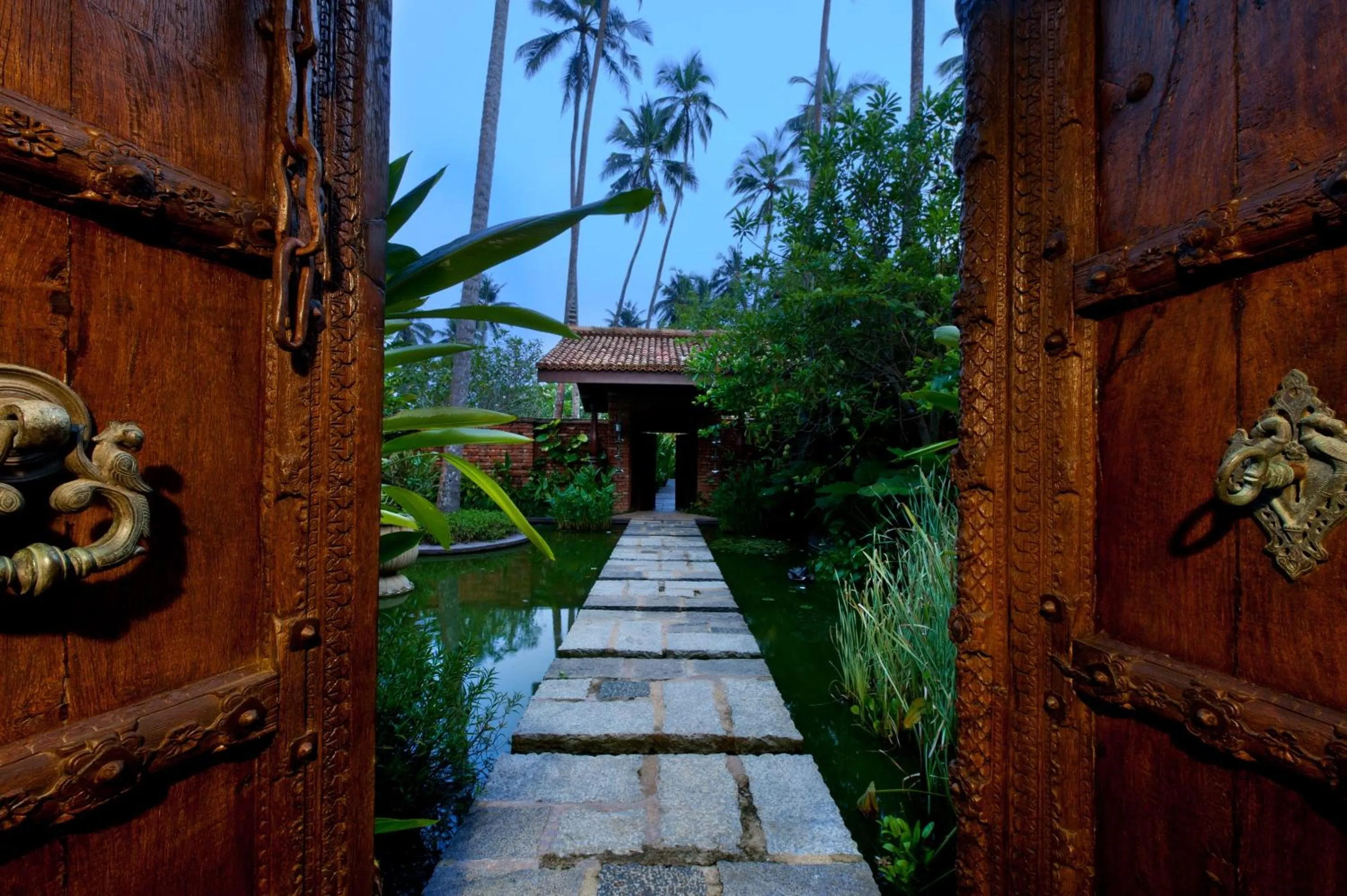 Facade/entrance in Reef Villa