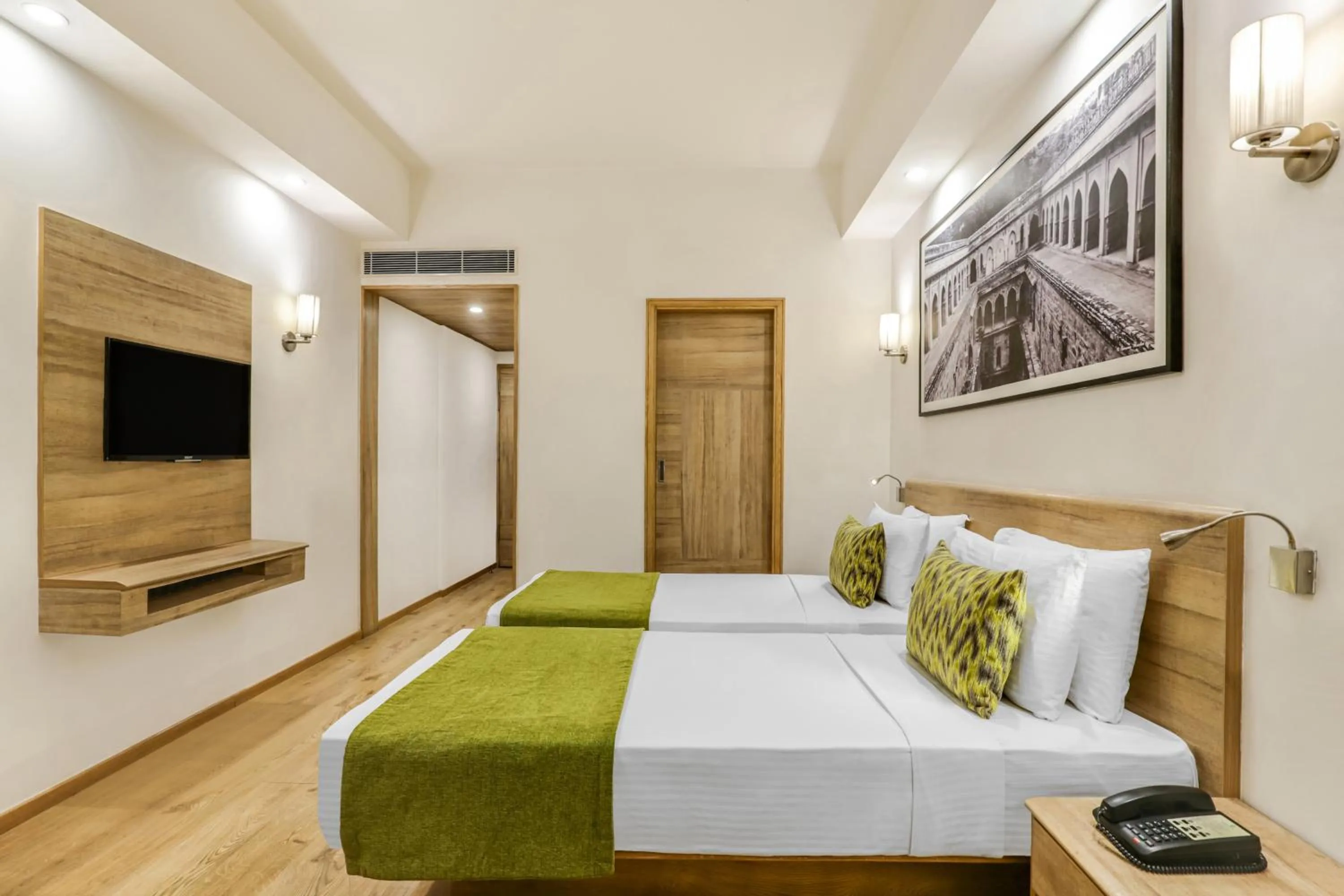 Bed in Lemon Tree Premier 1, Gurugram