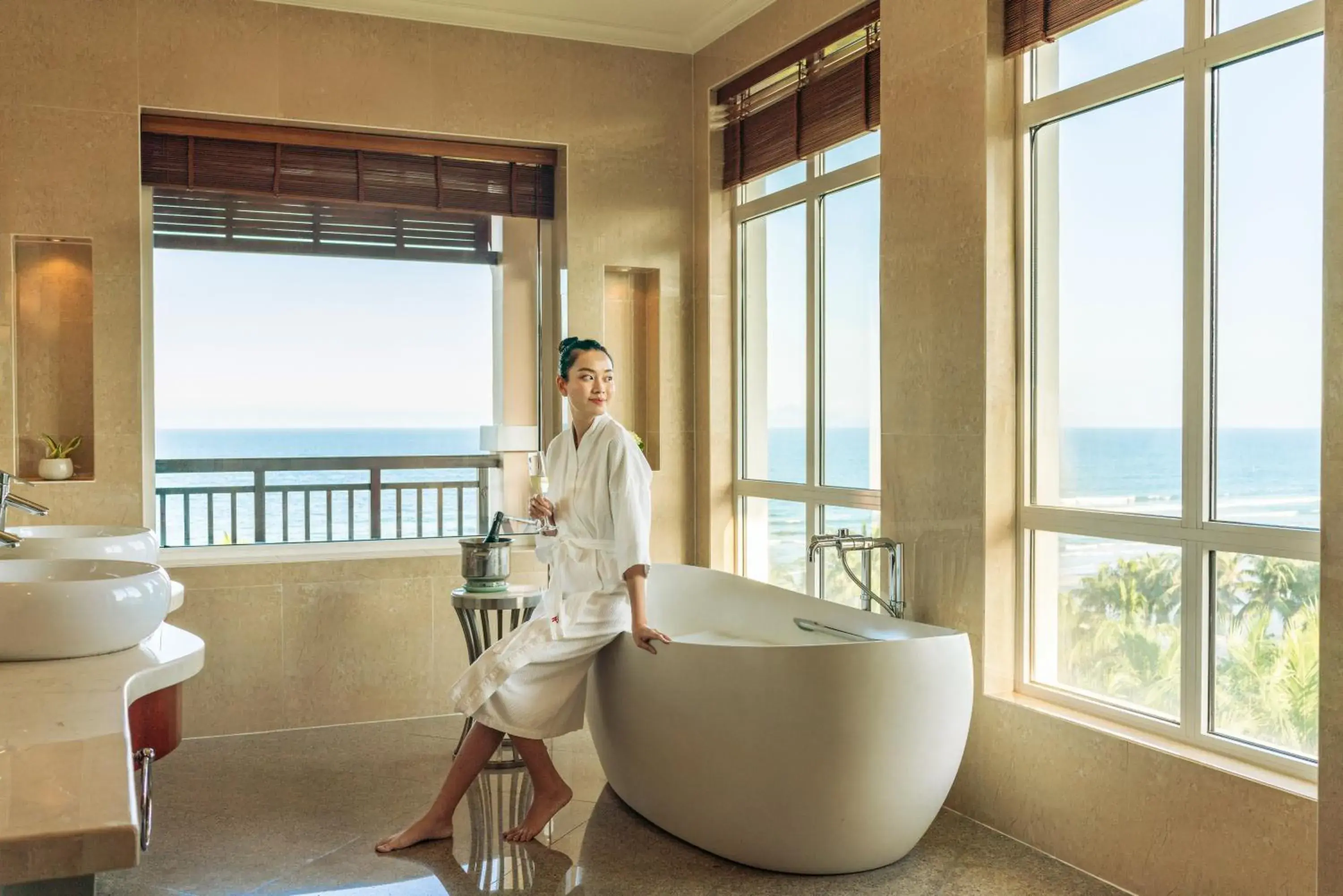 Executive King Suite with Ocean View in Danang Marriott Resort & Spa Executive King Suite with Ocean View in Danang Marriott Resort & Spa