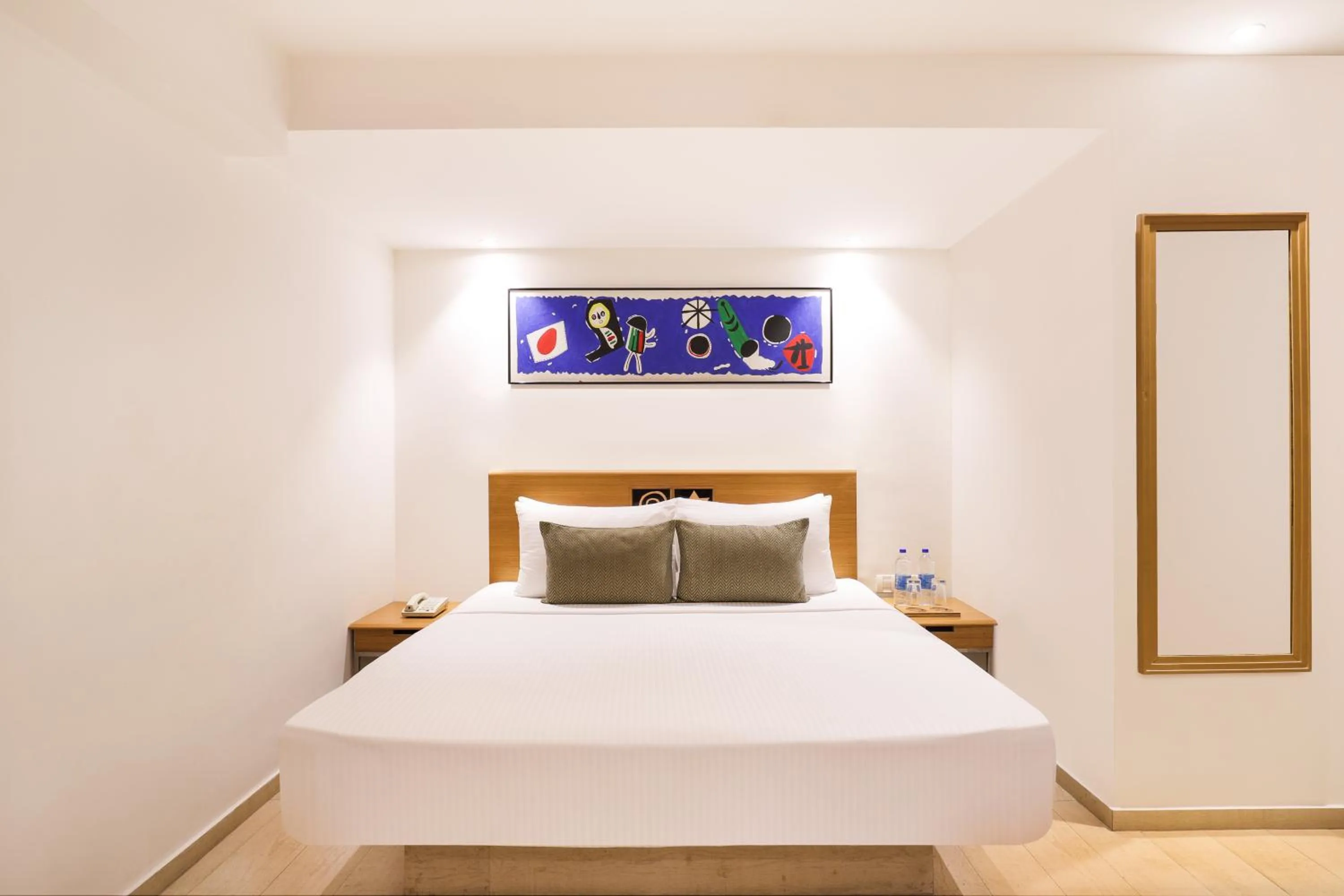 Bedroom, Bed in Lemon Tree Hotel, Indore