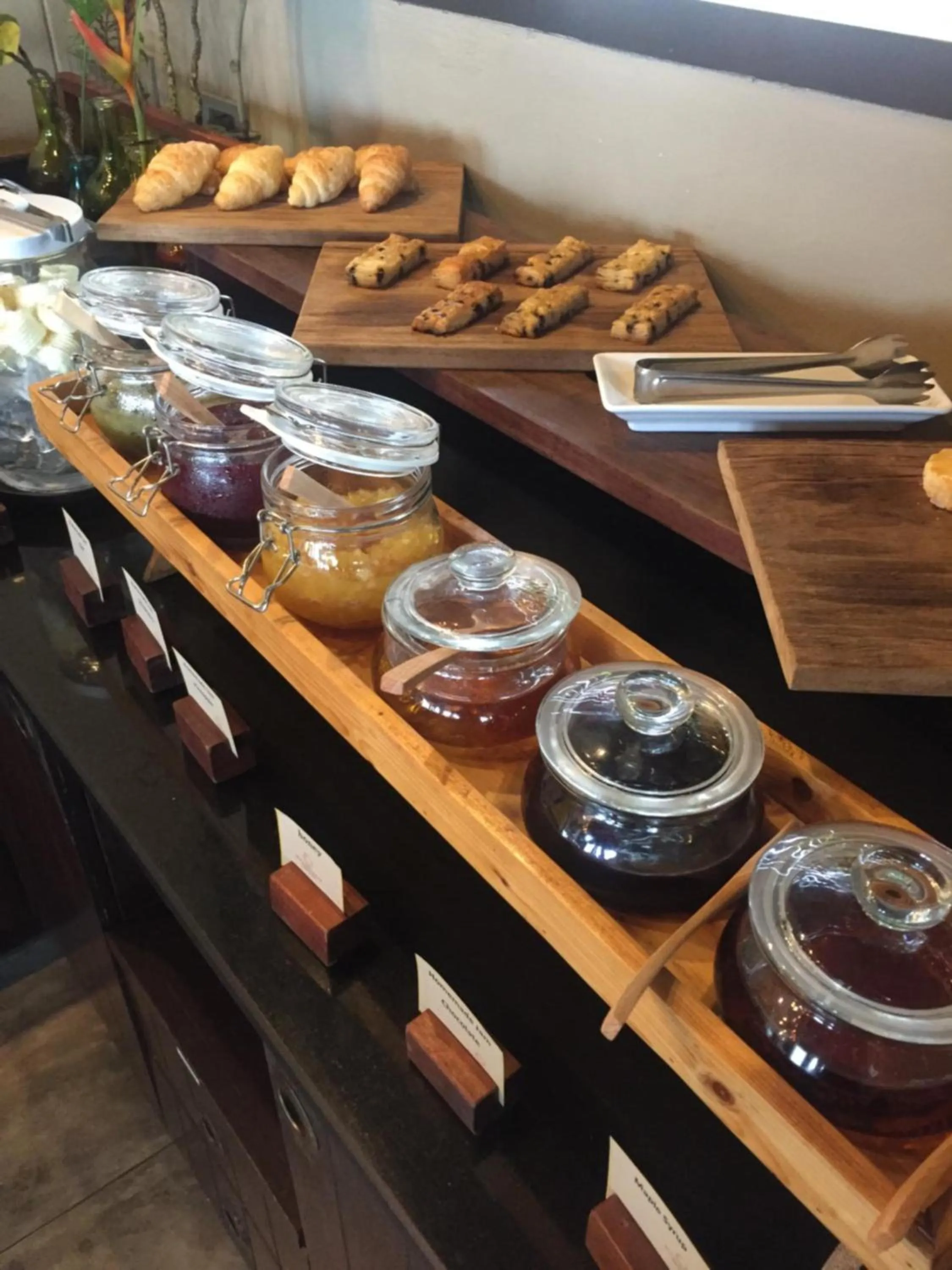 Breakfast in Chantaramas Beach Resort Koh Phangan