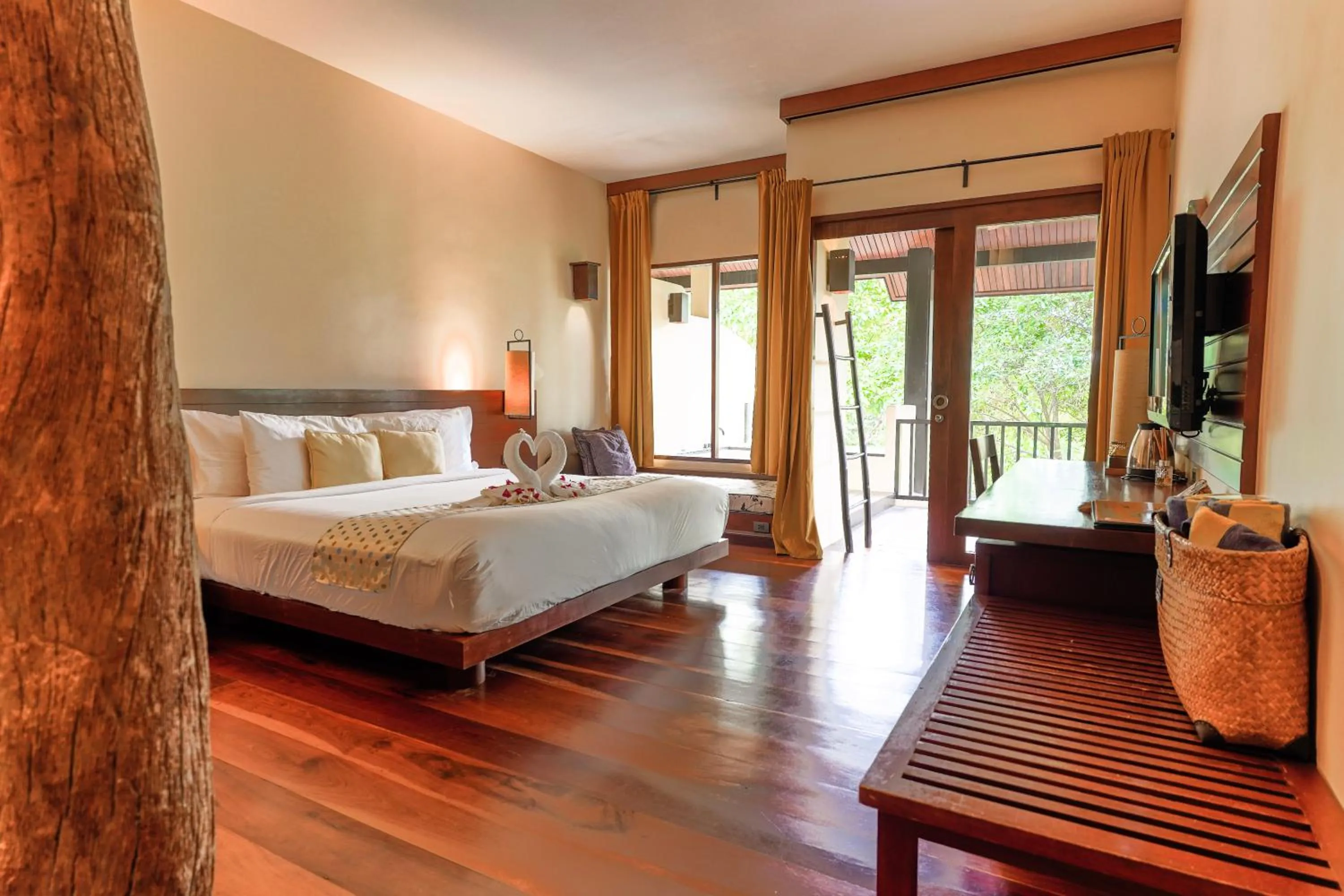 Bedroom, Bed in Chantaramas Beach Resort Koh Phangan