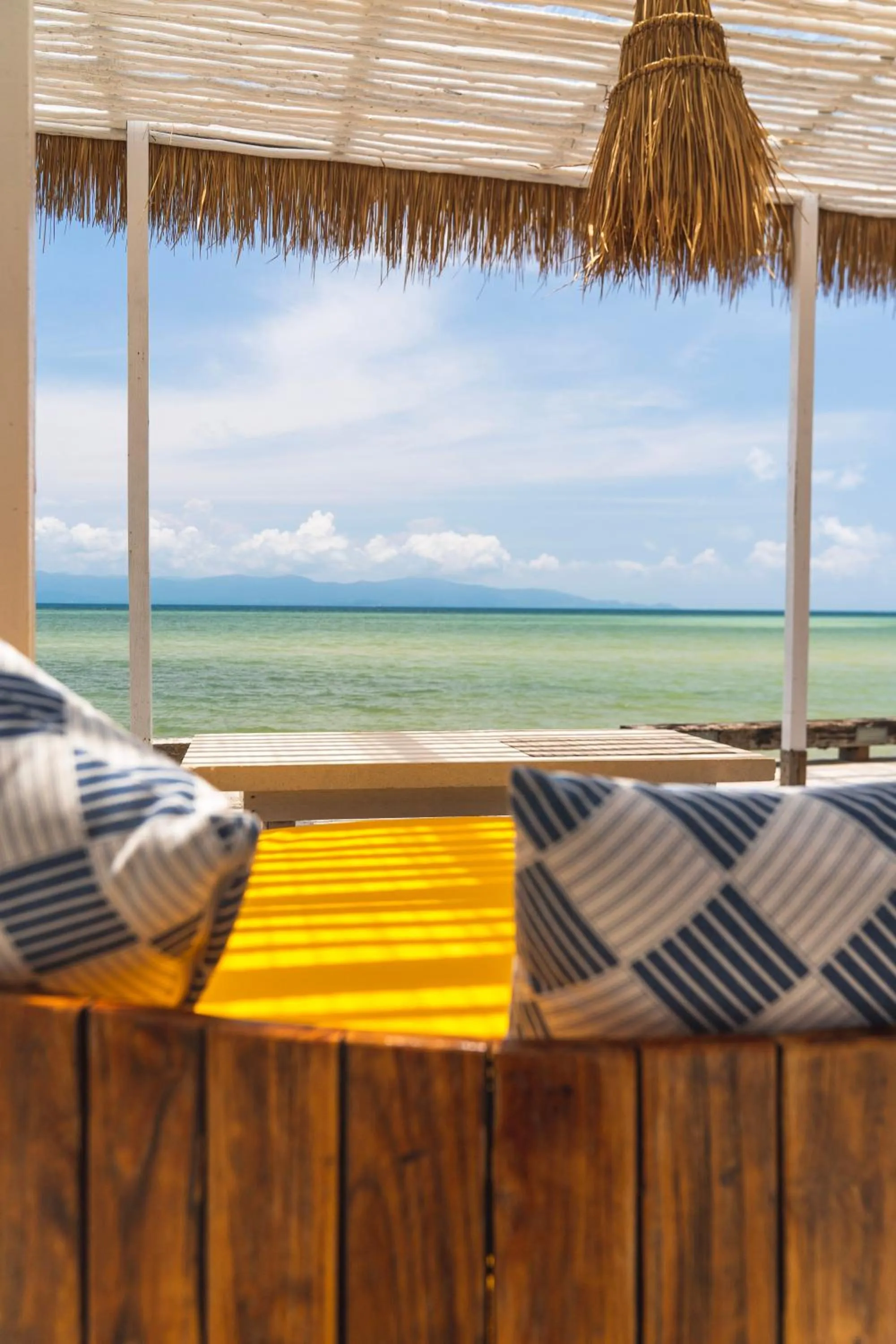 sunbed in Chantaramas Beach Resort Koh Phangan