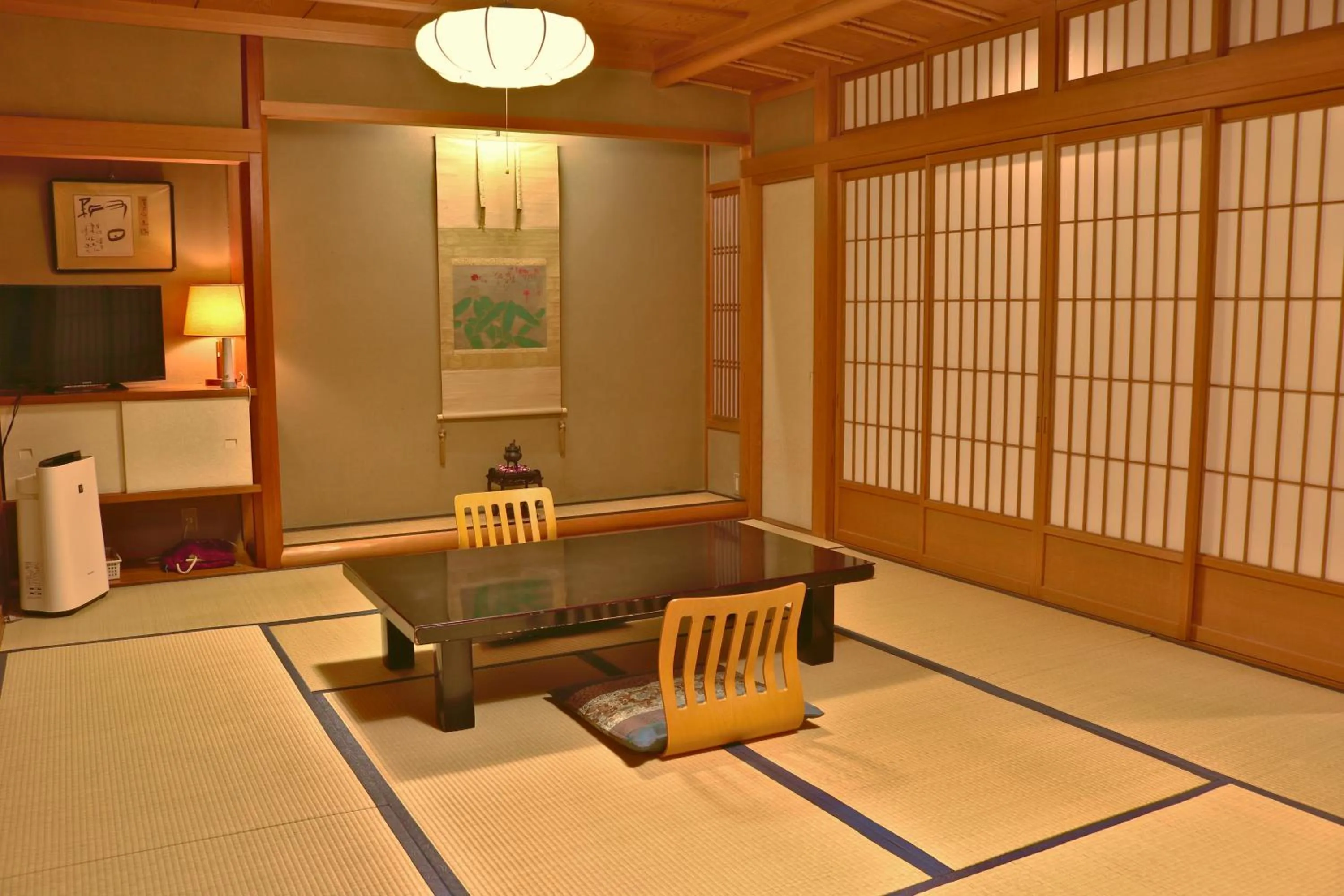 Photo of the whole room in Tsutaya Ryokan