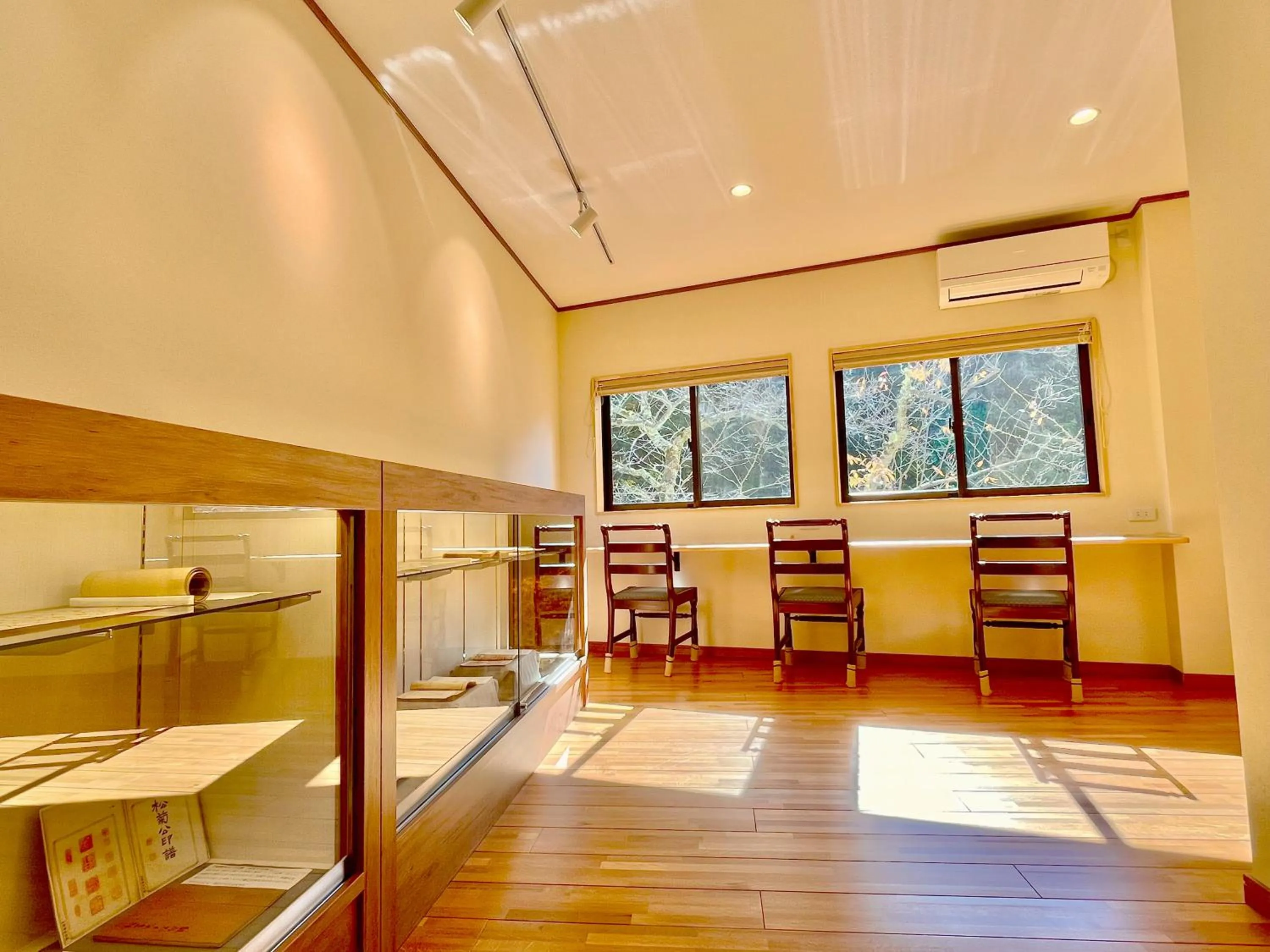 Lounge or bar in Tsutaya Ryokan