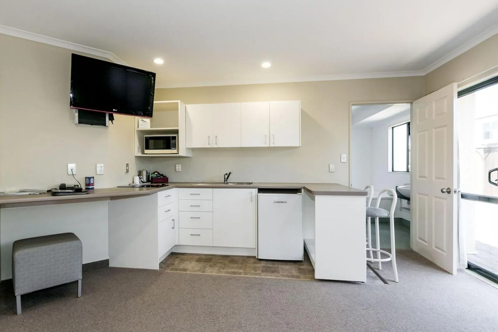 Coffee/tea facilities in ASURE Fairley Motor Lodge