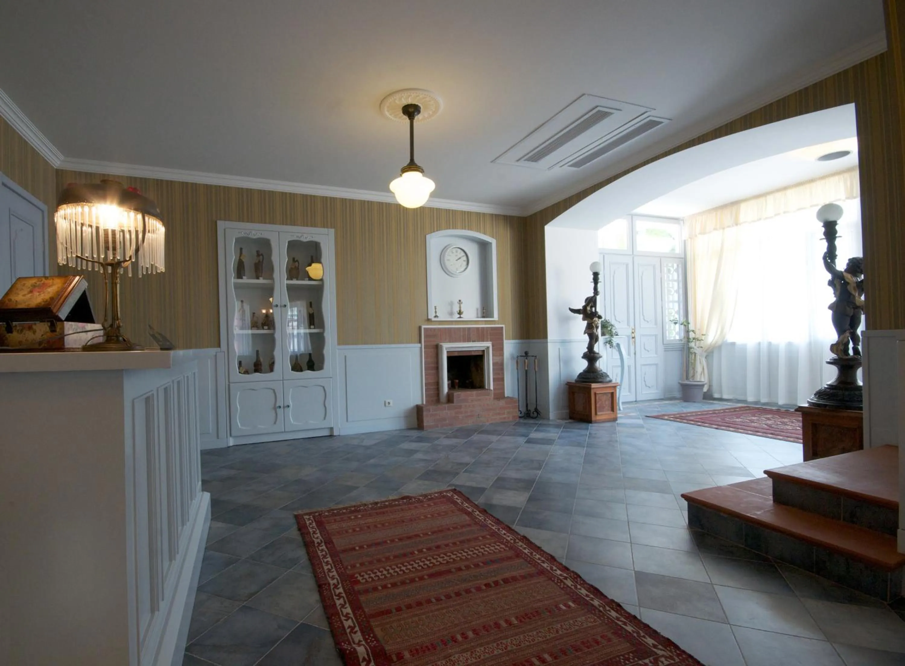 Photo of the whole room in Hotel Kopala