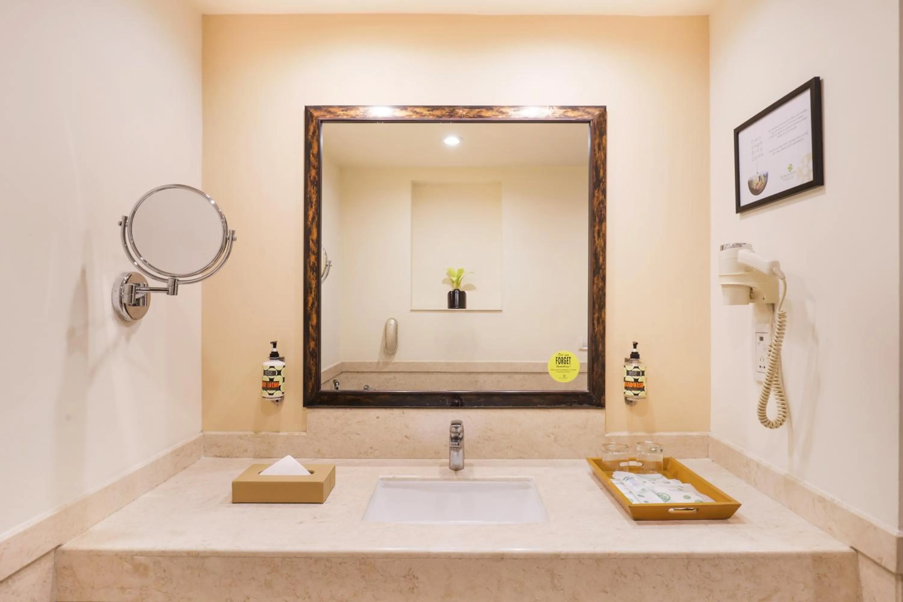 Lemon Tree Premier, Ulsoor Lake, Bengaluru