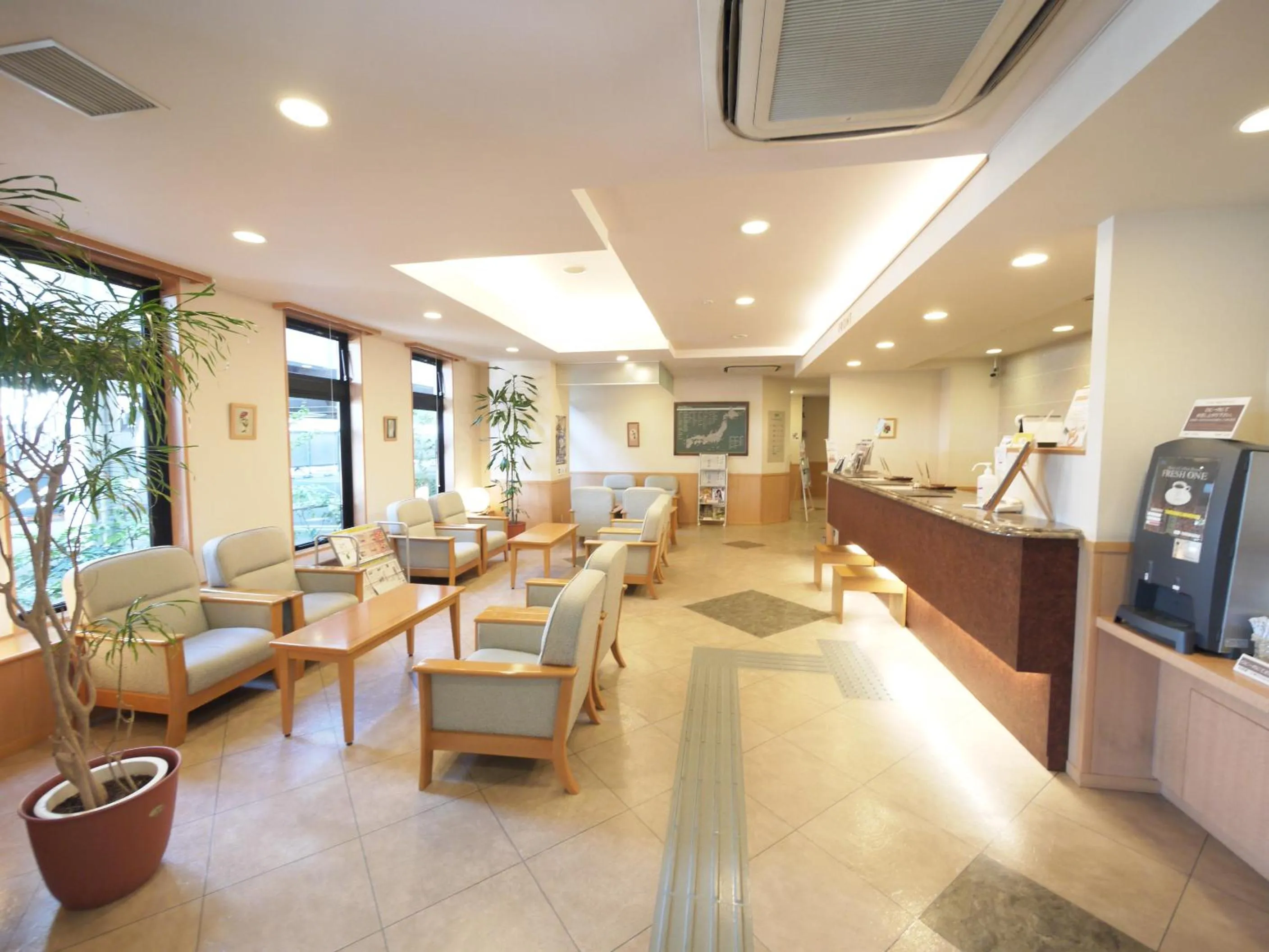 Lobby or reception in Hotel Route-Inn Niigata Kencho-minami