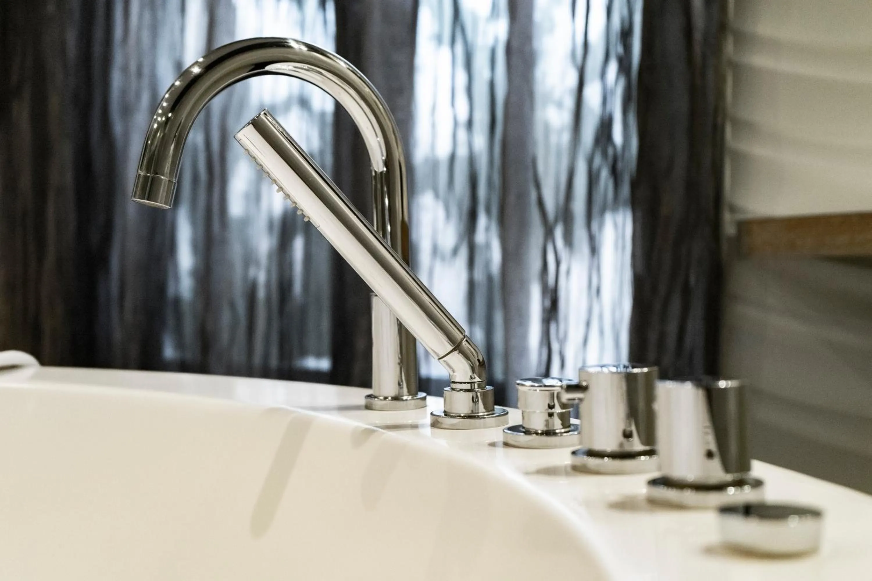 Bathroom in Petit Palace Savoy Alfonso XII