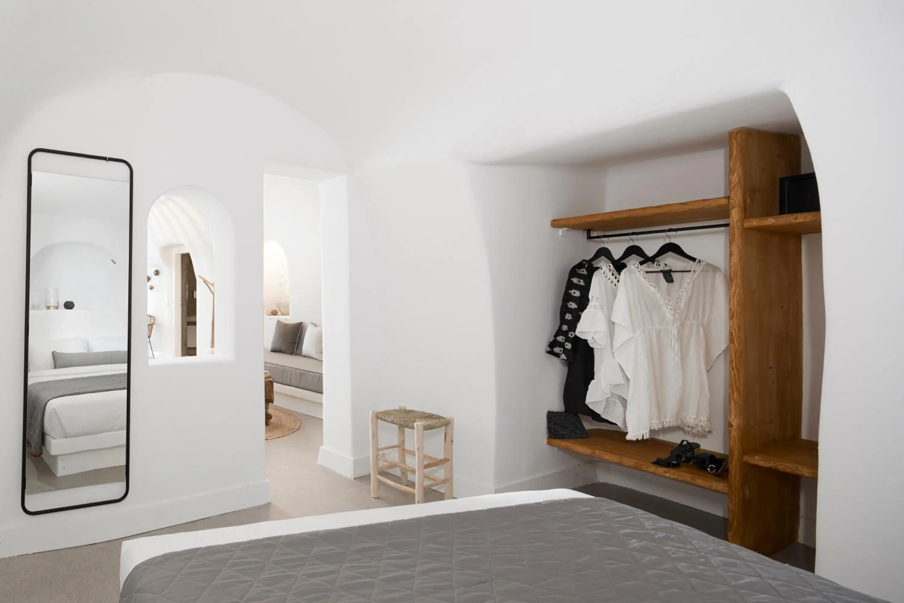 Bedroom, Bed in Virginia's Cave Villas