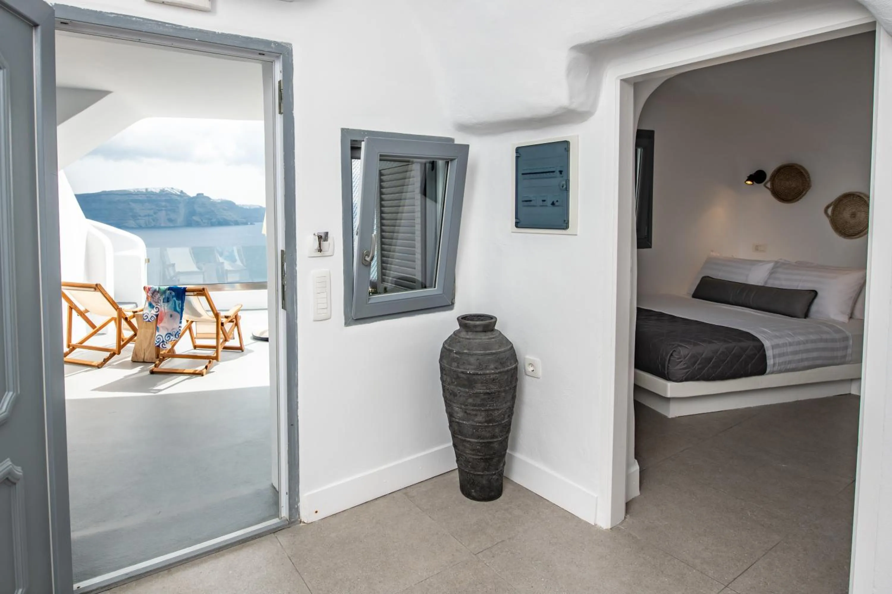 Bed in Virginia's Cave Villas