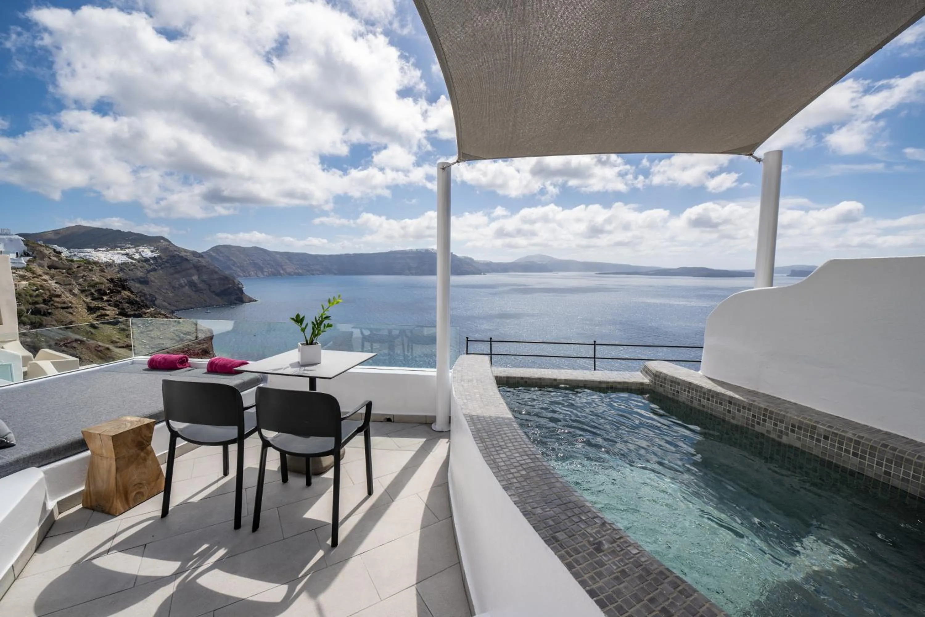 Virginia's Cave Villas