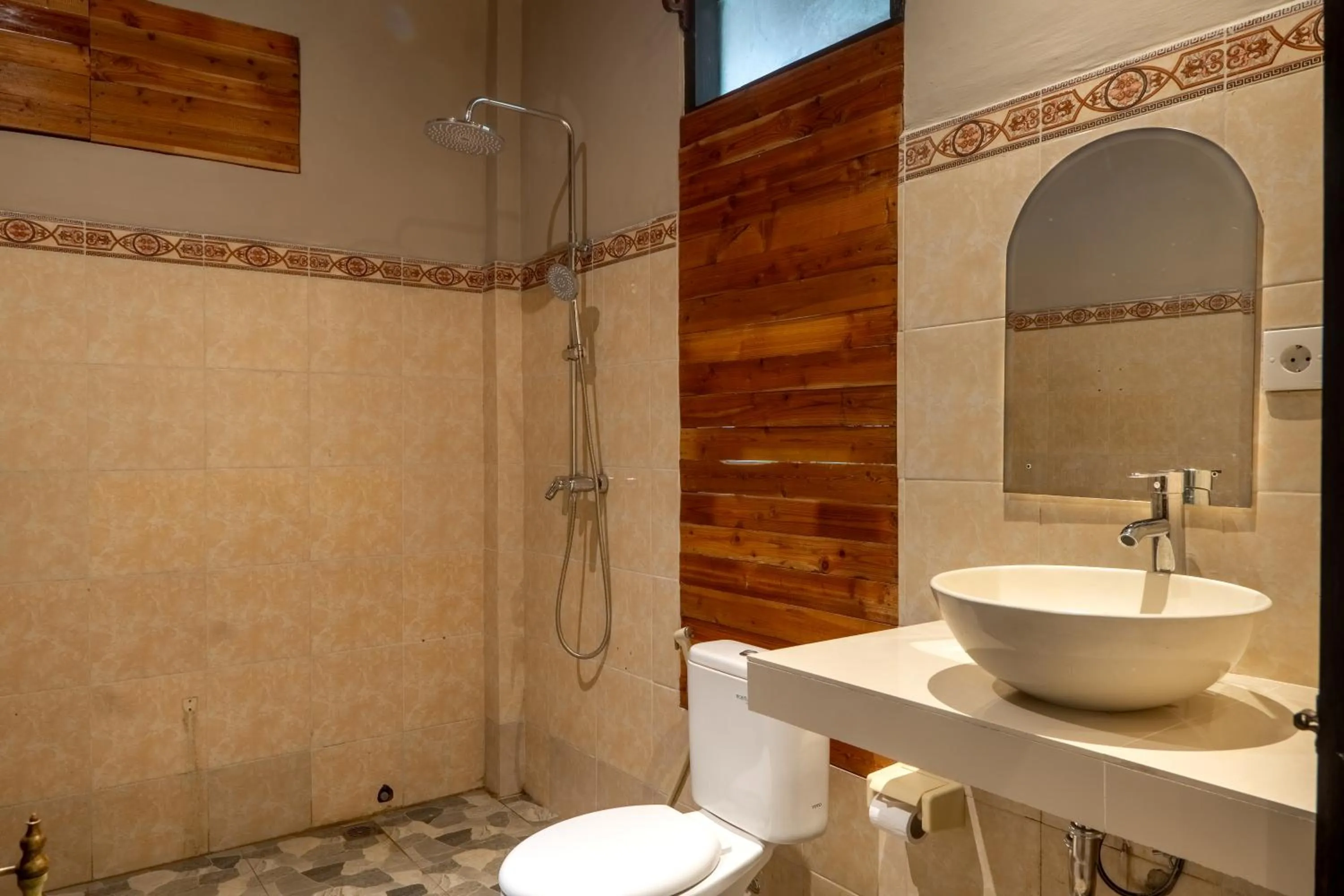Shower in Warsa's Garden Bungalow and Spa