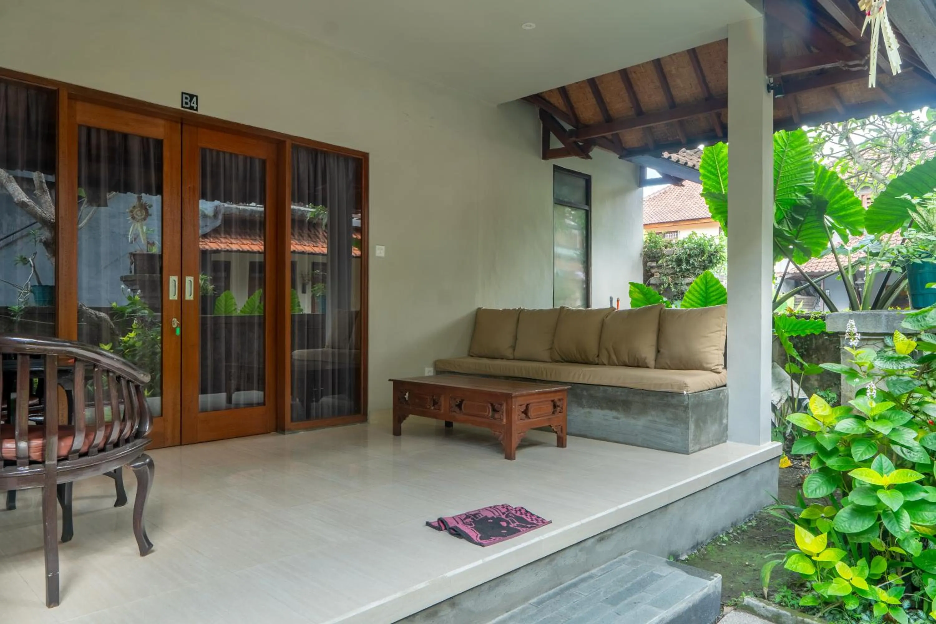 Balcony/Terrace in Warsa's Garden Bungalow and Spa