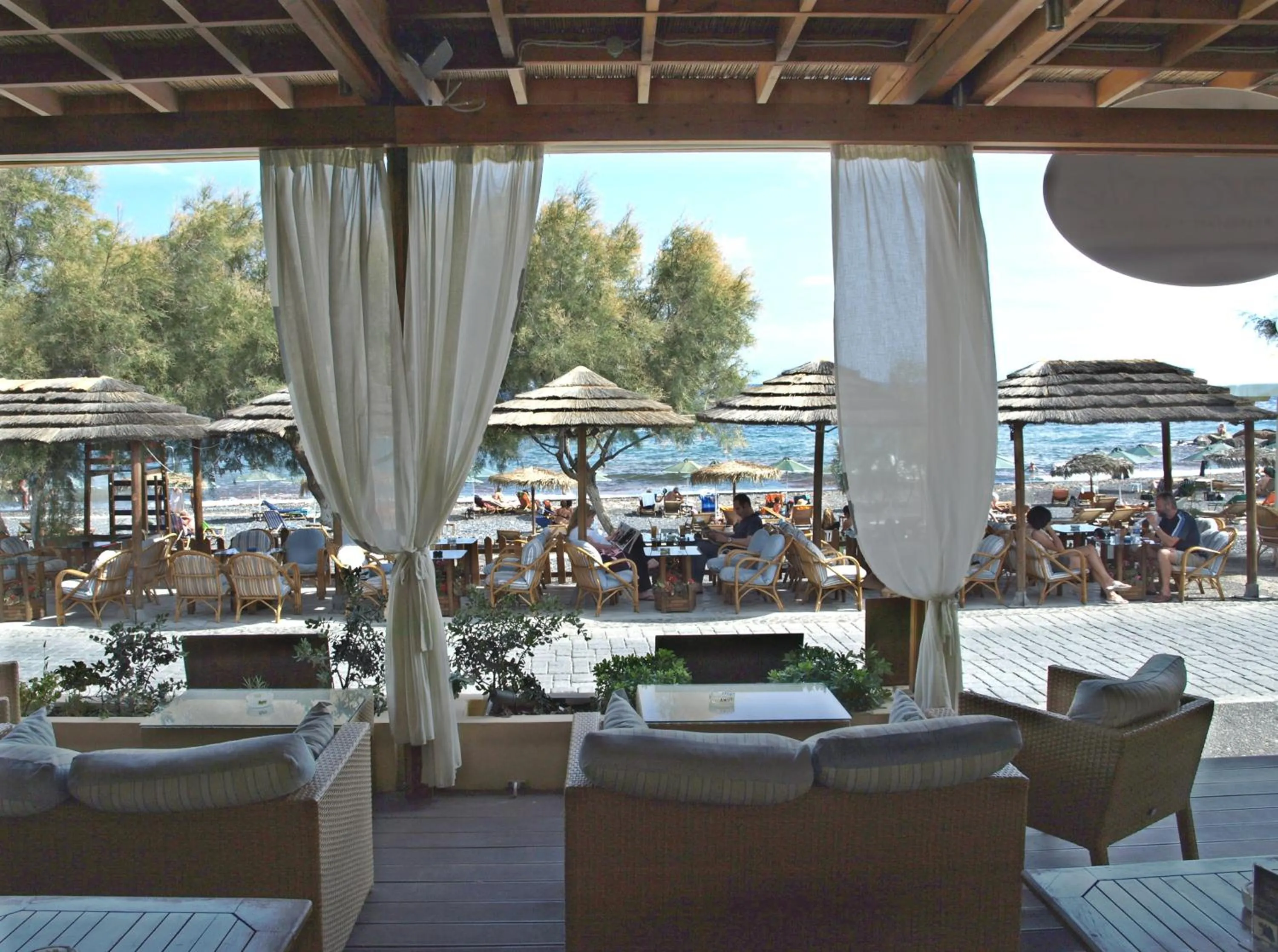 Restaurant/places to eat in Levante Beach Hotel