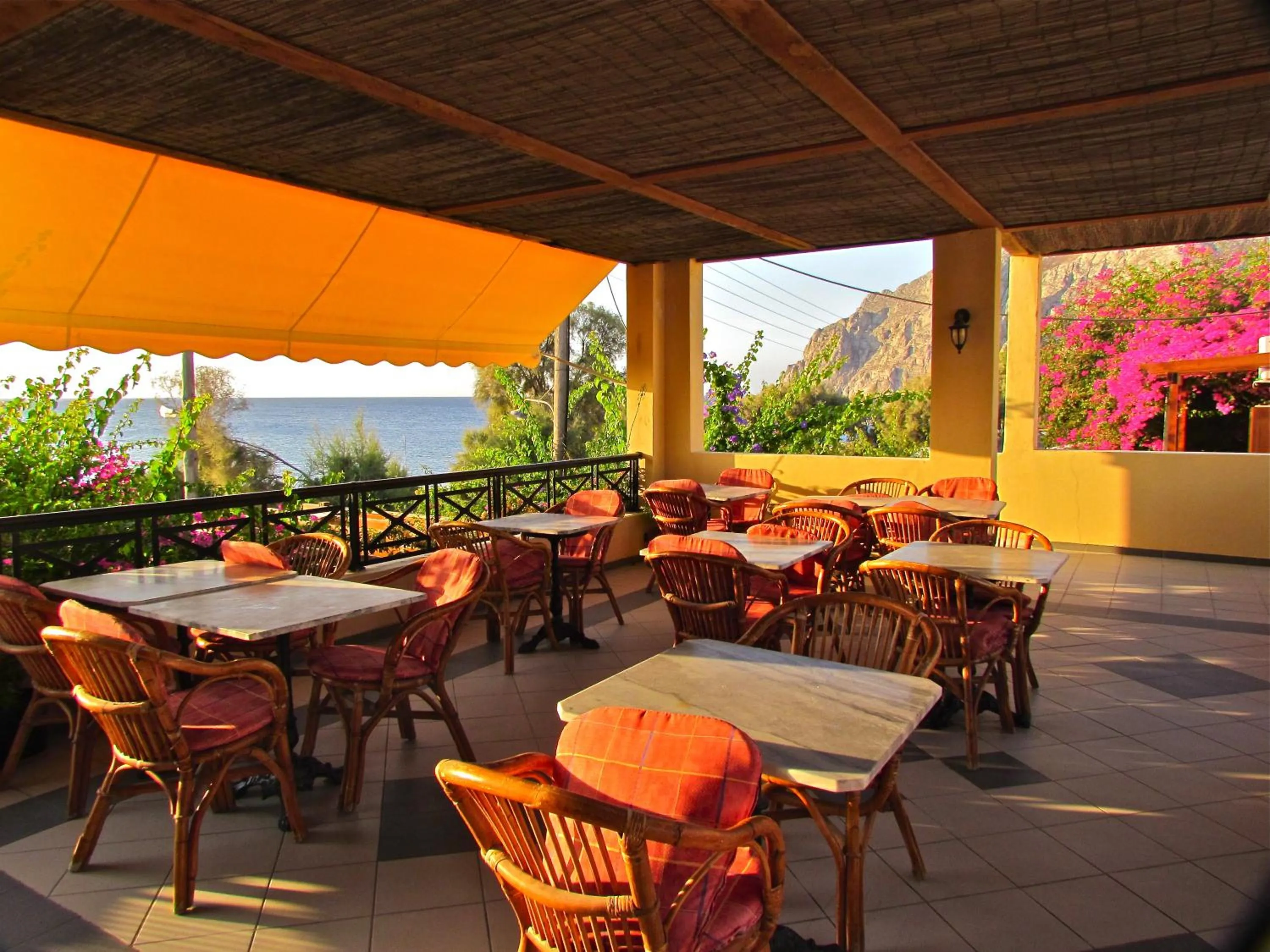 Restaurant/places to eat in Levante Beach Hotel