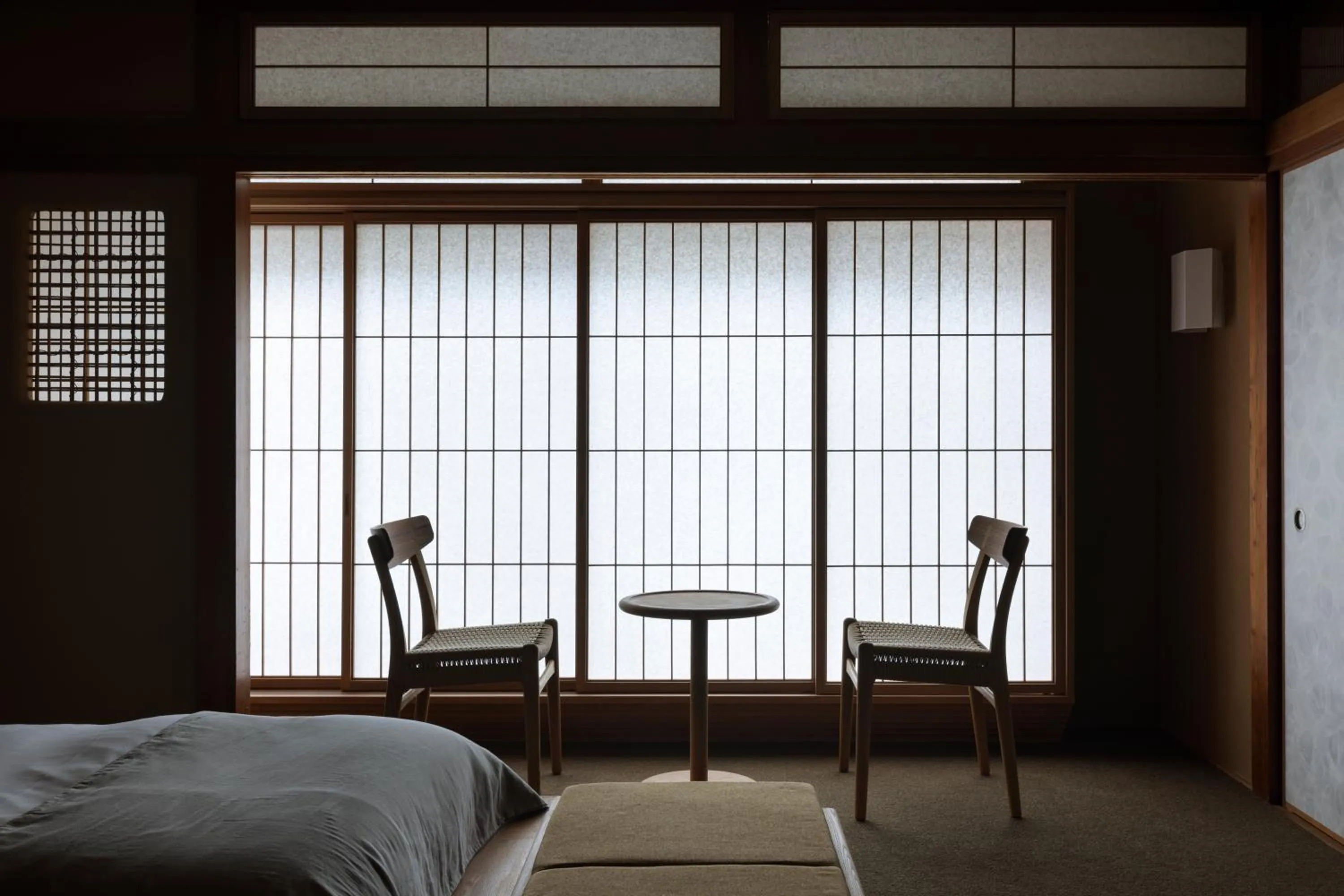 Photo of the whole room, Bed in Mikuniya