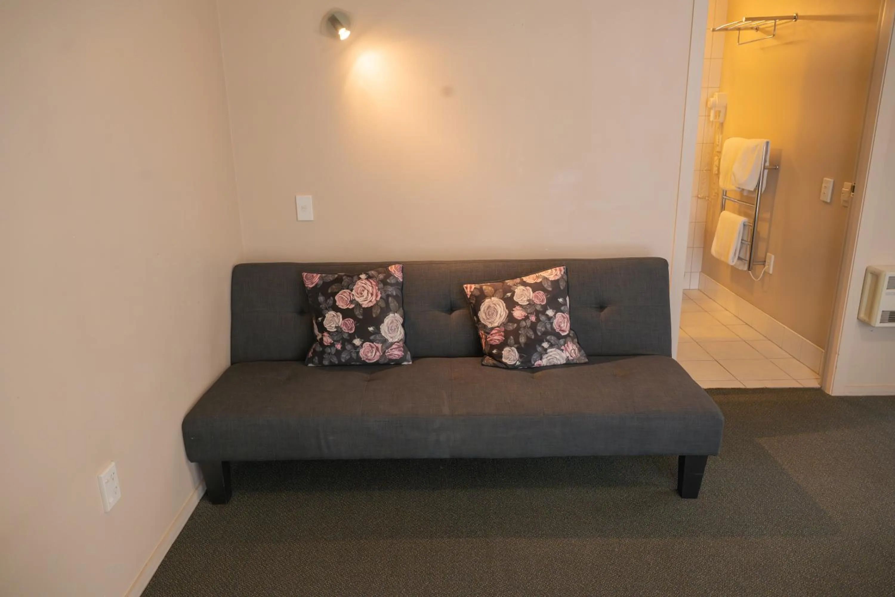 Victoria Court Motor Lodge - Free Parking