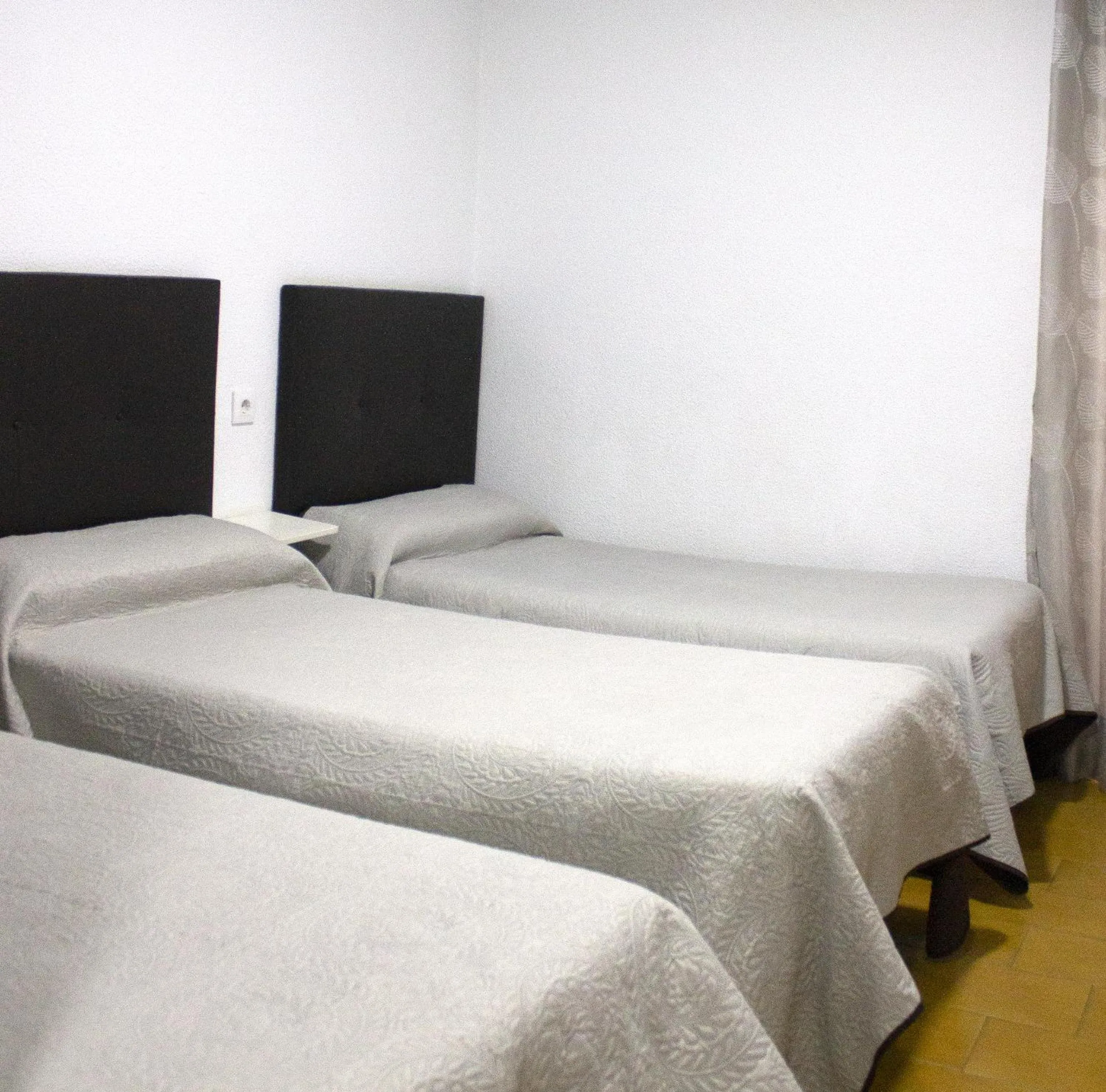 Bathroom, Bed in Hostal Villa