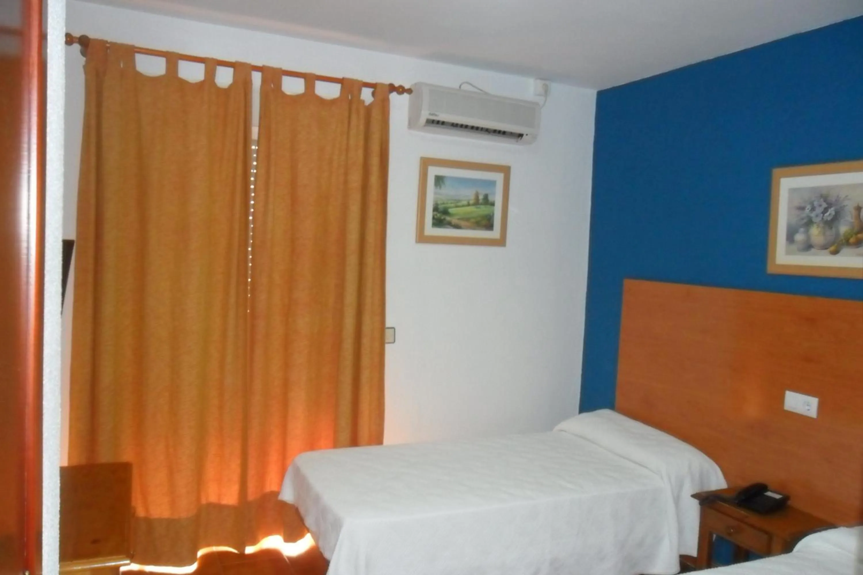 Photo of the whole room, Bed in Hostal Villa