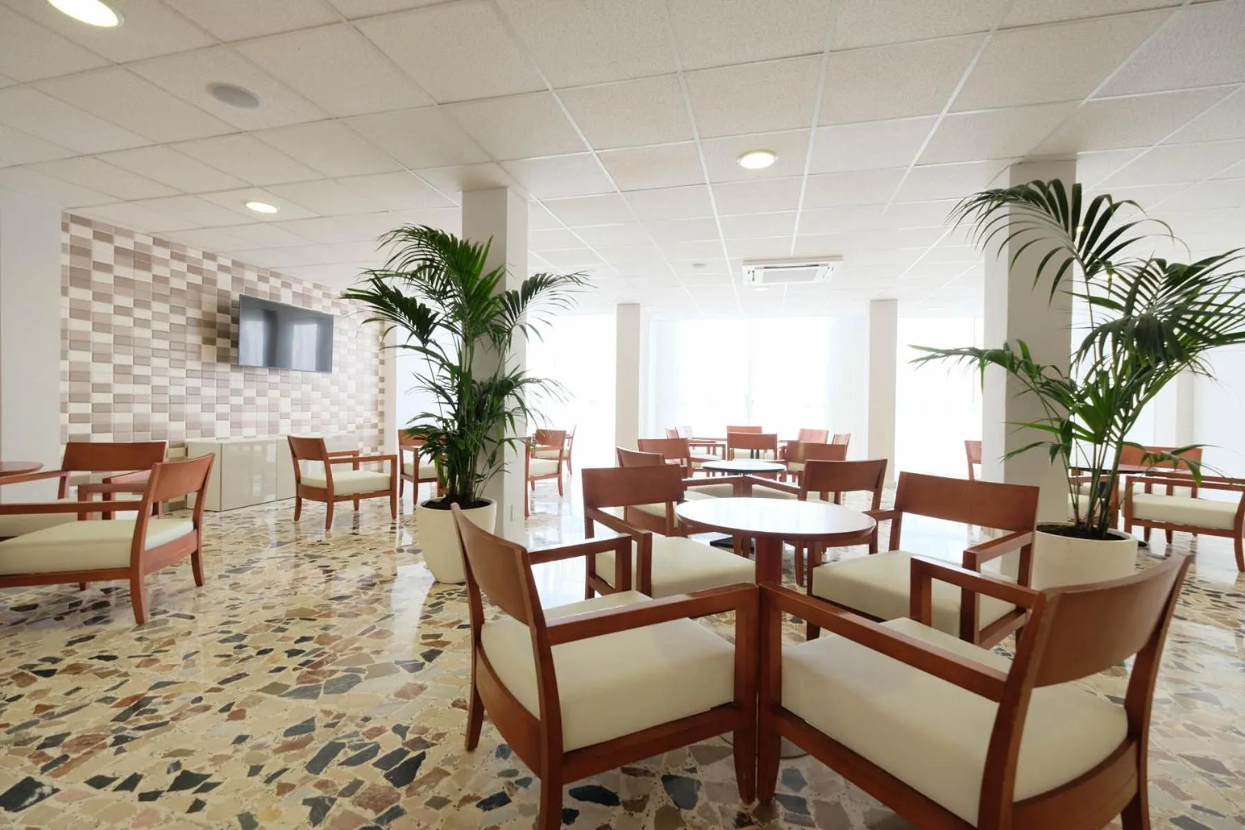 Living room in azuLine Hotel Palmanova Garden