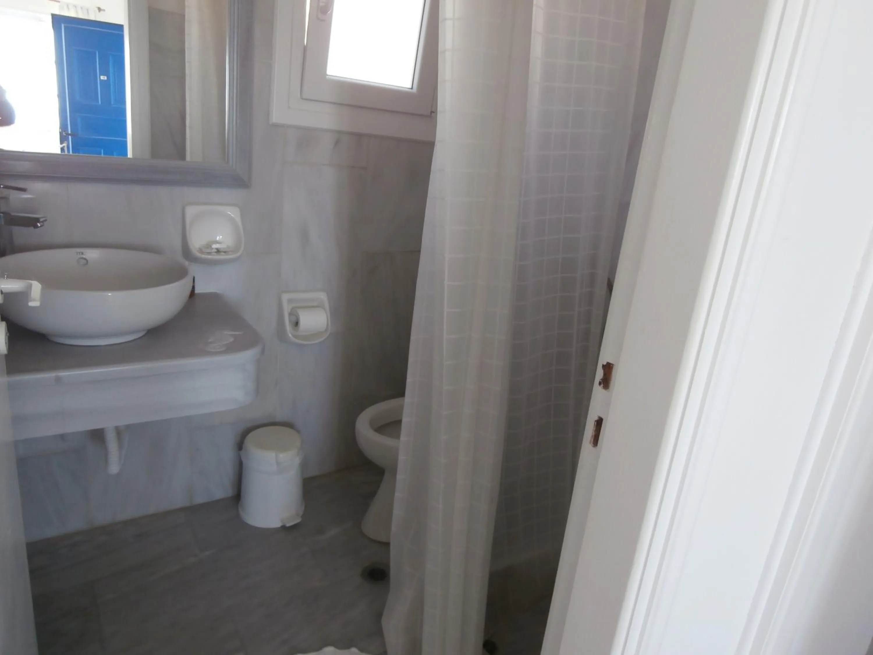 Kionia Galini Bangalows