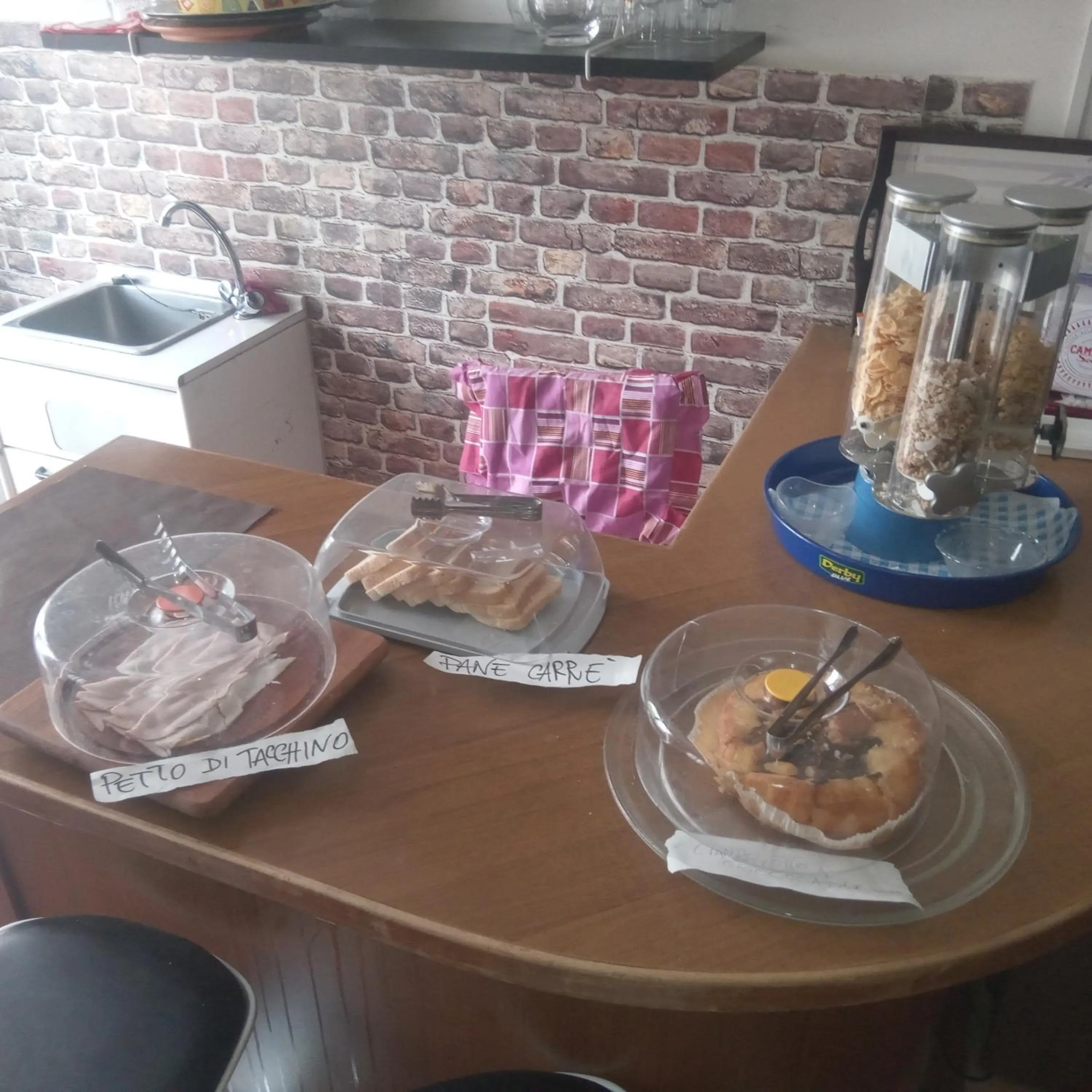 Breakfast in Bed&Breakfast Giardino Agritourist