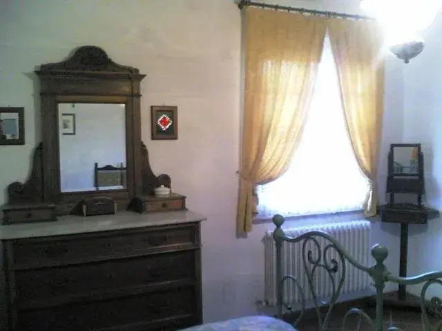 Triple Room in Bed&Breakfast Giardino Agritourist Triple Room in Bed&Breakfast Giardino Agritourist