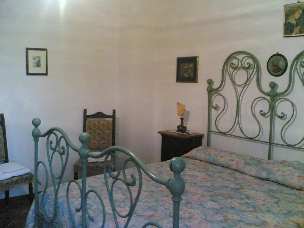 Bed in Bed&Breakfast Giardino Agritourist