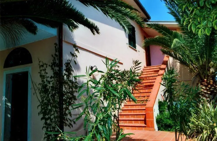 Bed&Breakfast Giardino Agritourist