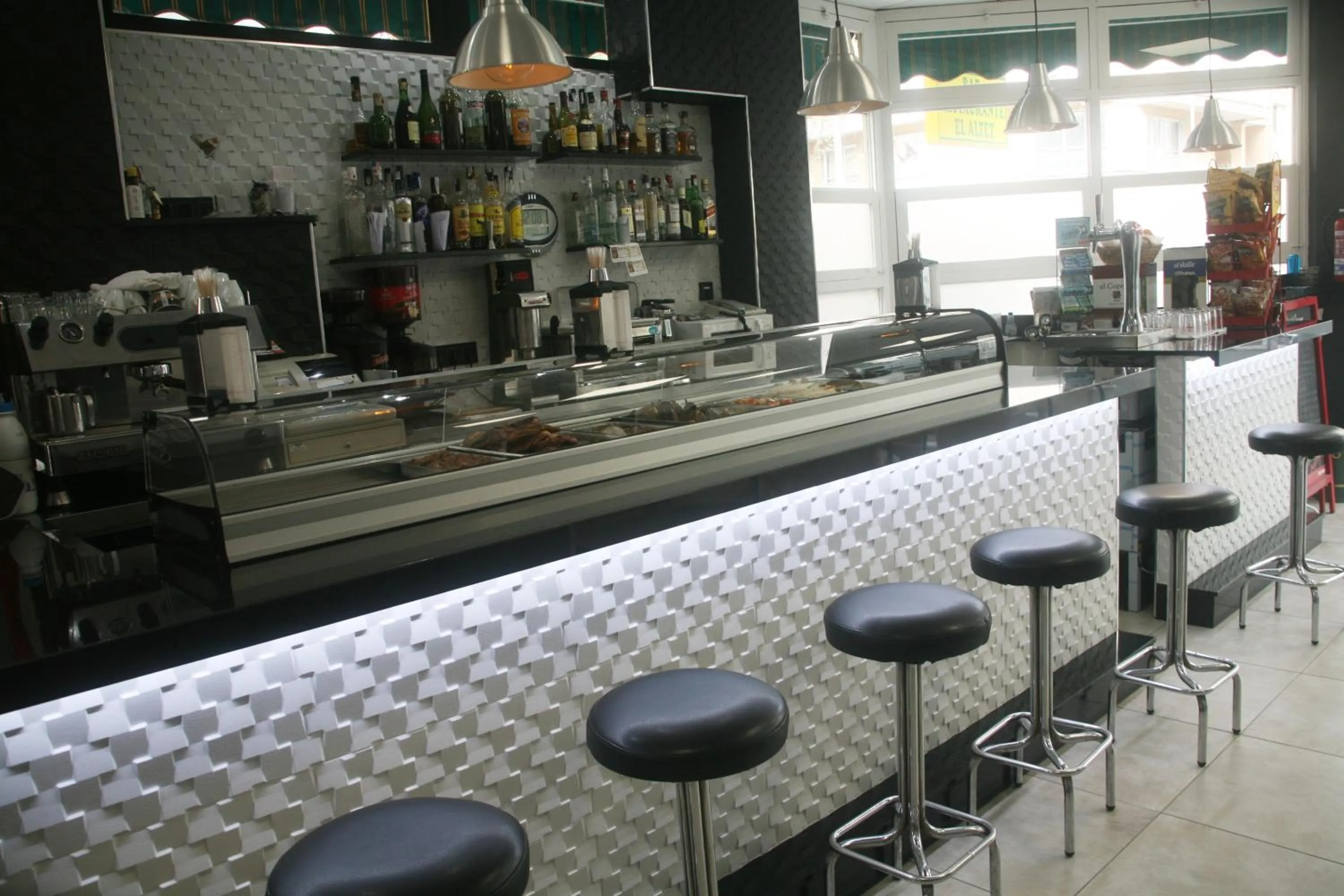 Lounge or bar in Hostal El Altet