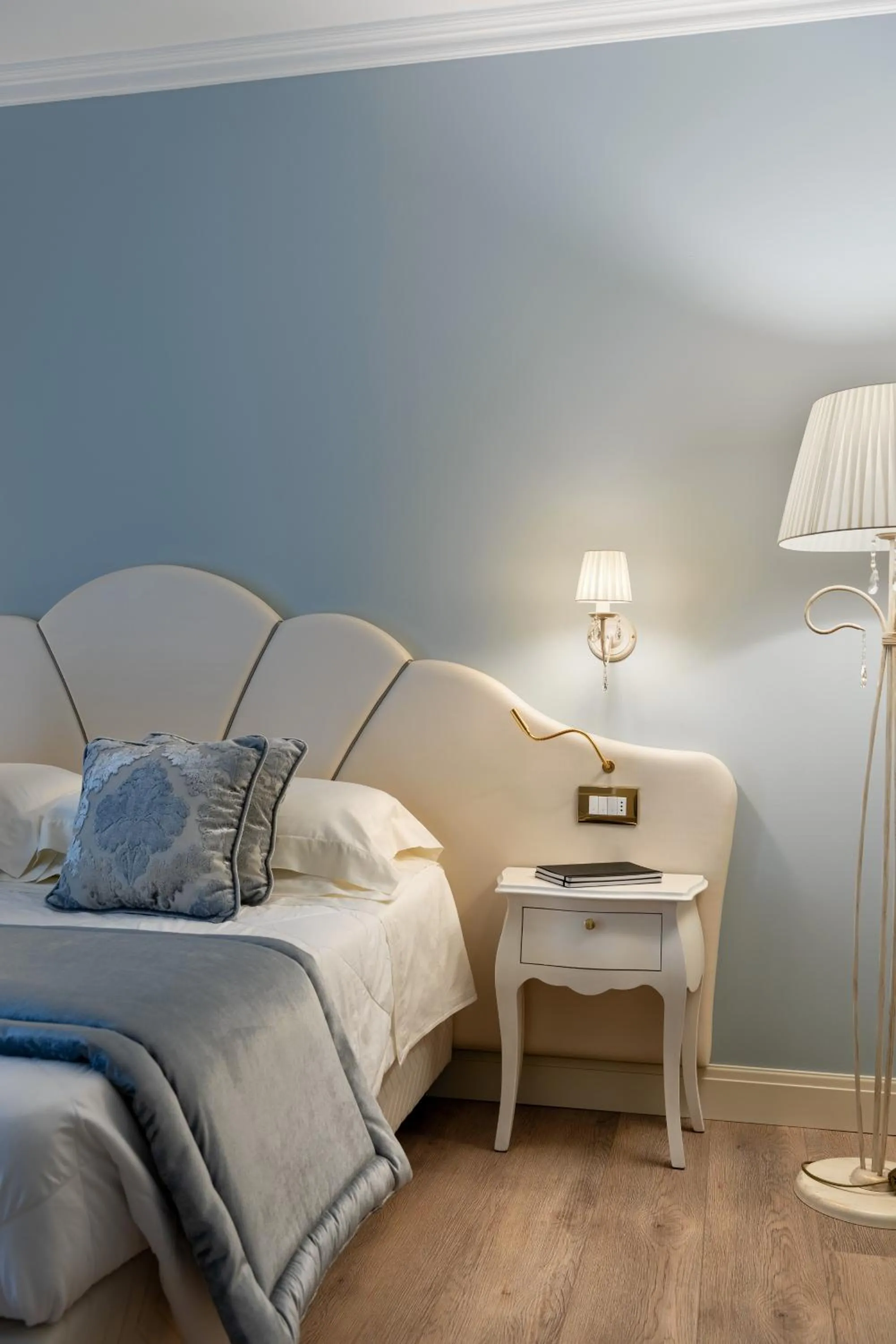 Decorative detail, Bed in Hotel Ca' D'Oro Tre Stelle Superior Adults only