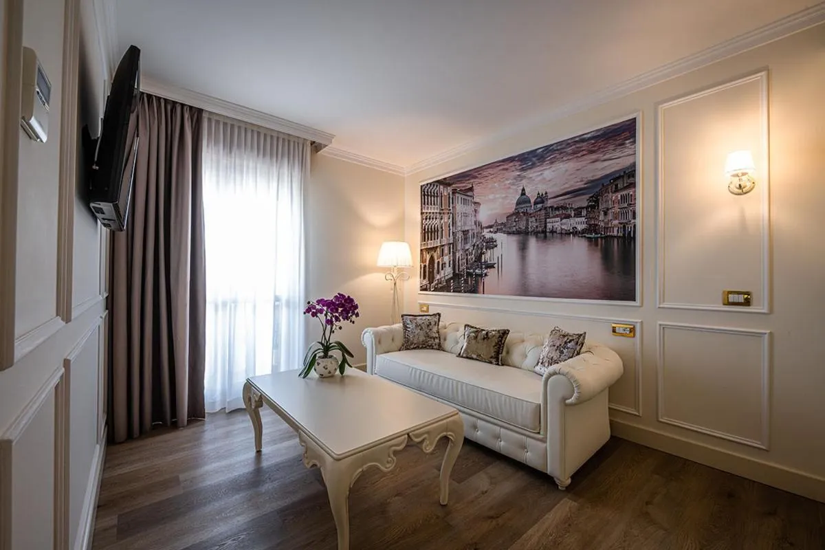Living room in Hotel Ca' D'Oro Tre Stelle Superior Adults only