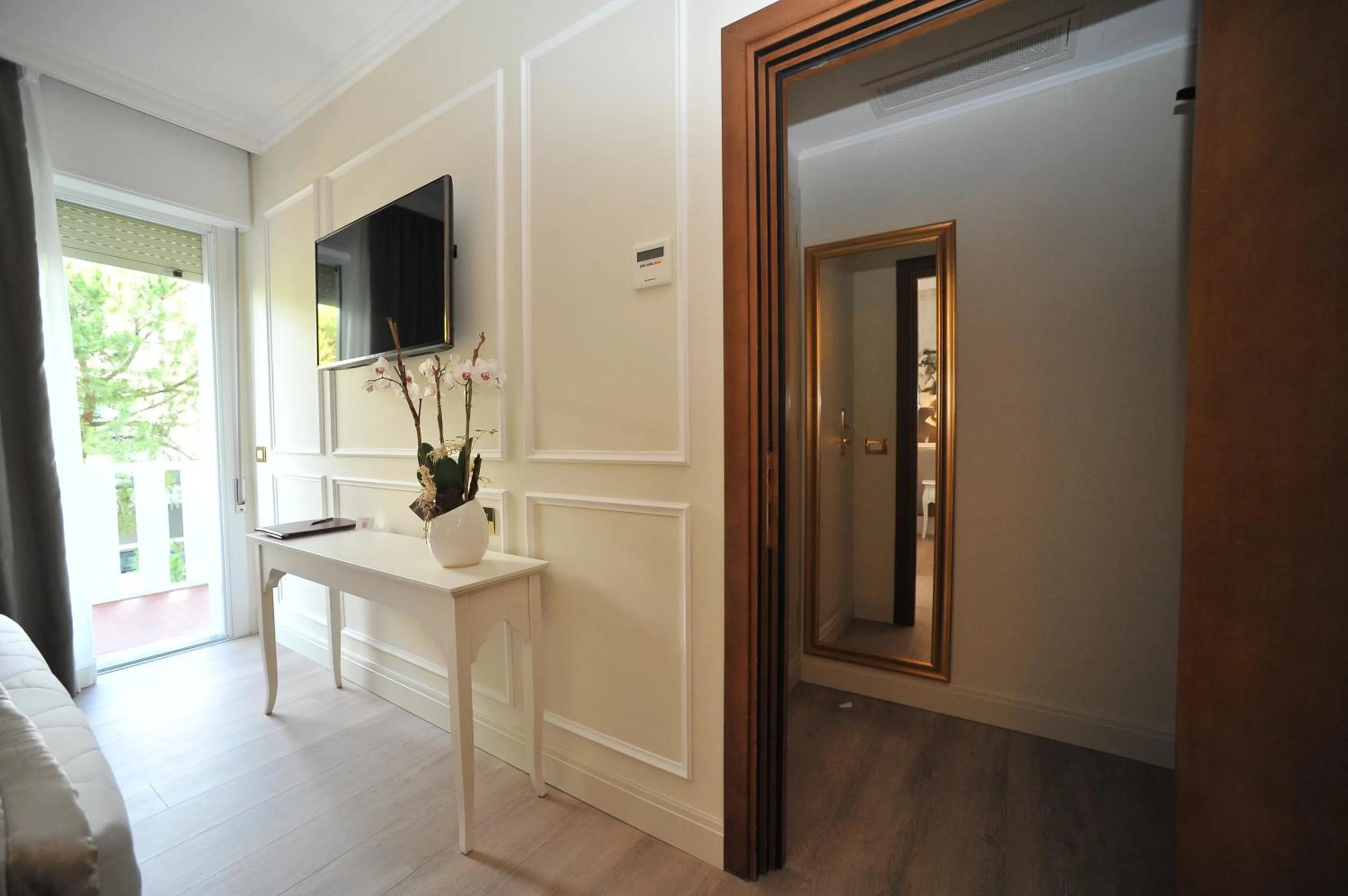 Decorative detail in Hotel Ca' D'Oro Tre Stelle Superior Adults only