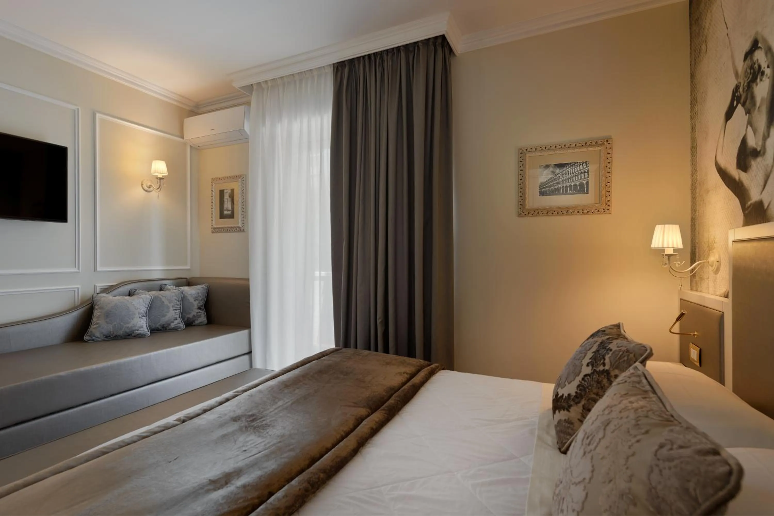 Bed in Hotel Ca' D'Oro Tre Stelle Superior Adults only