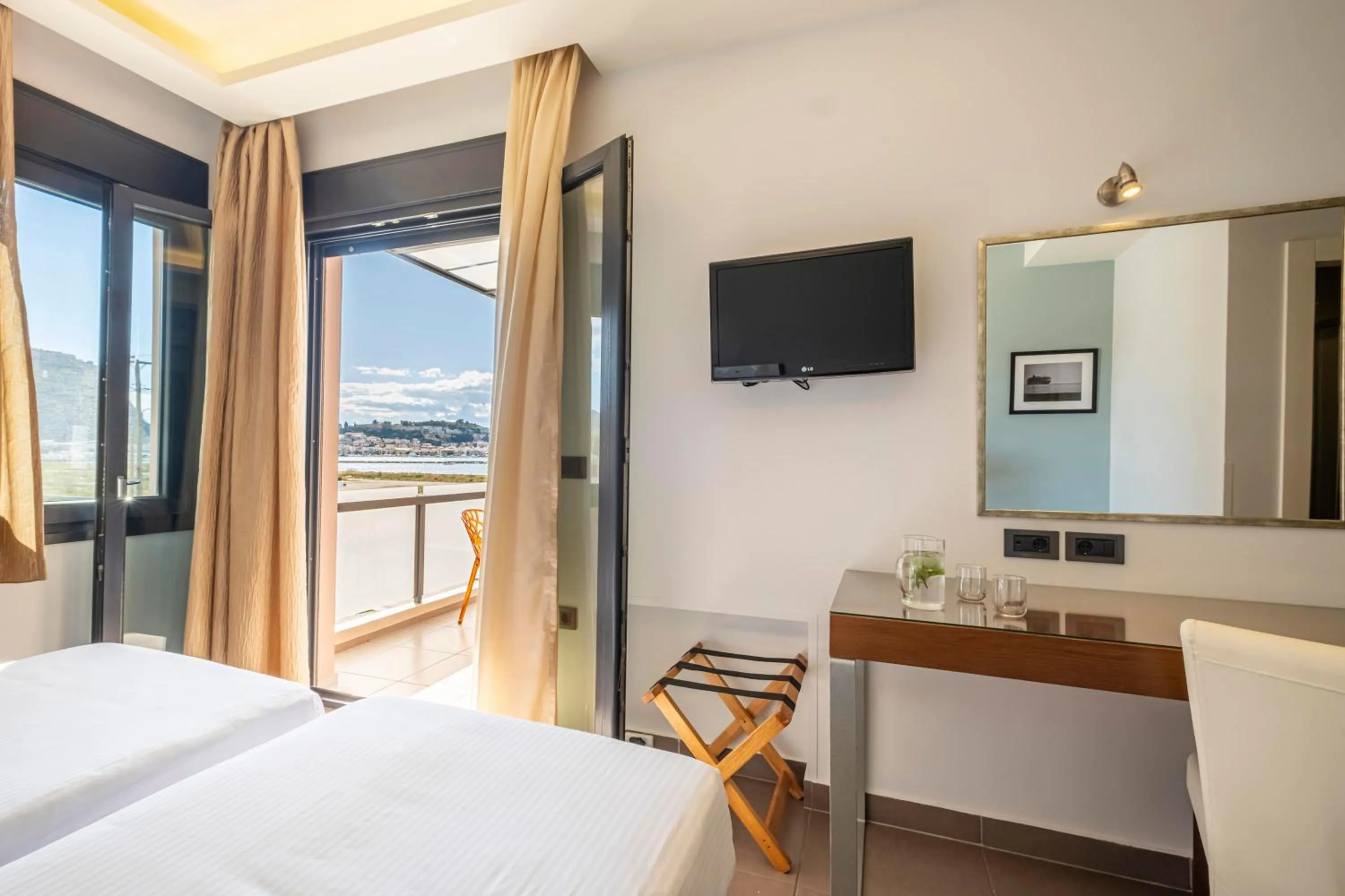 Bed in Harmony Hotel Nafplio